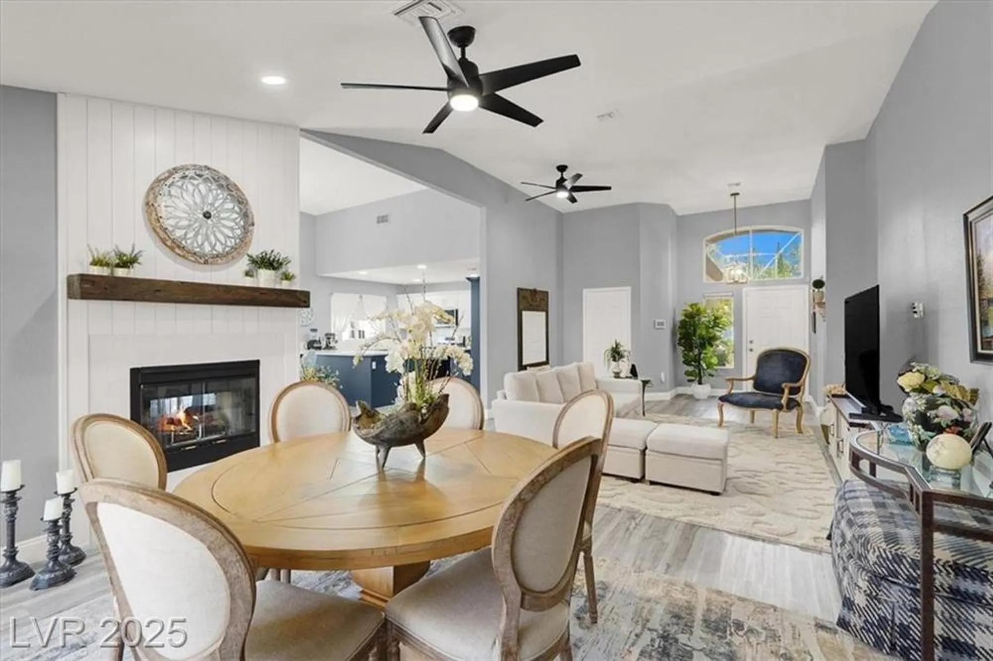 Property Slideshow image 8 of 26 | 2408 dove valley ct, Las Vegas, NV, 89134