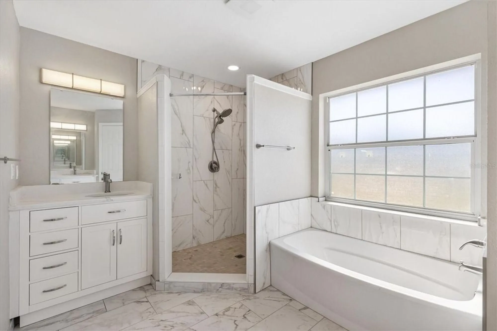 Property Slideshow image 21 of 61 | 11735 se 174th loop, Summerfield, FL, 34491