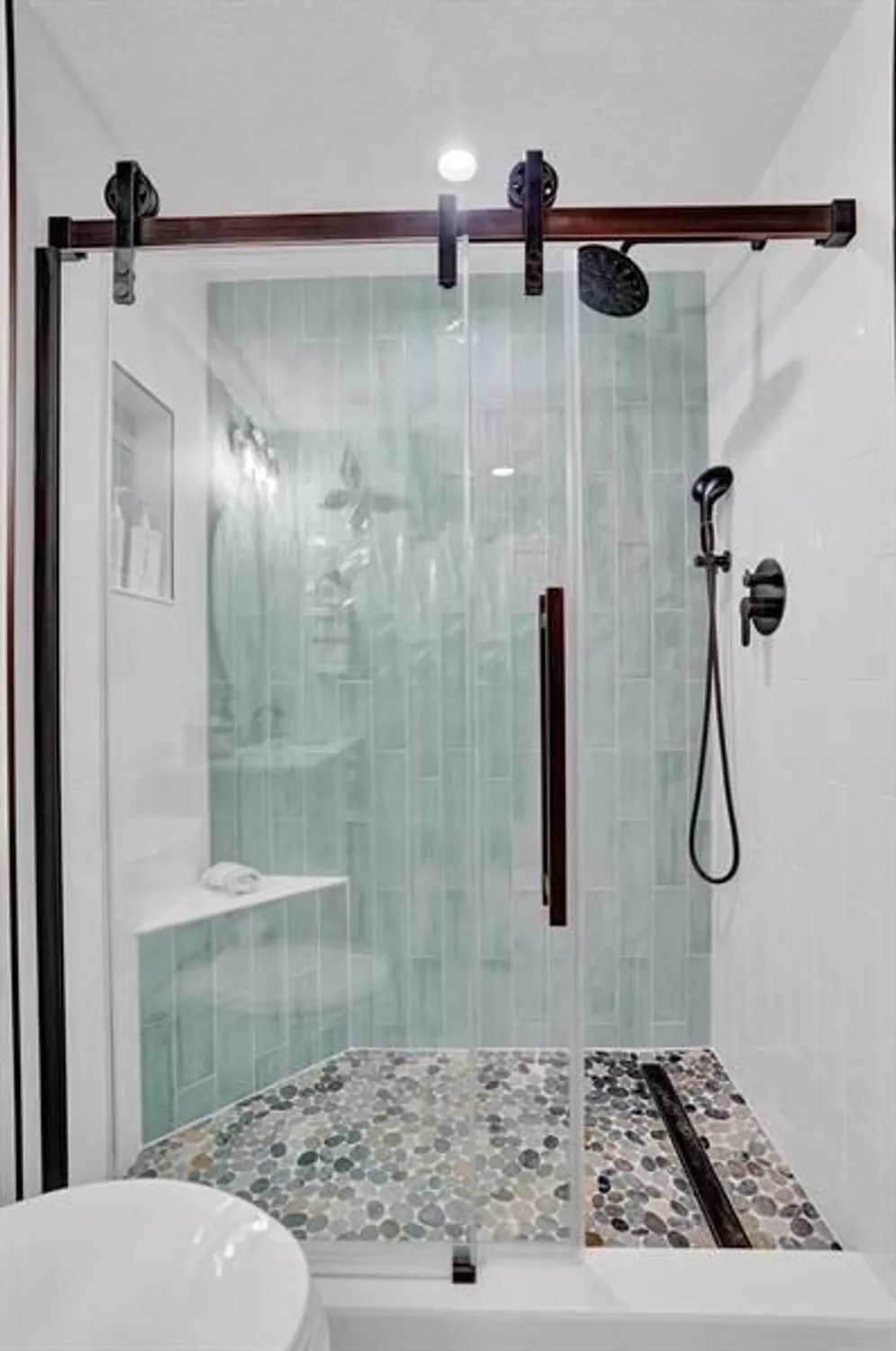 Property Slideshow image 45 of 57 | 7755 yardley dr 209, Tamarac, FL, 33321