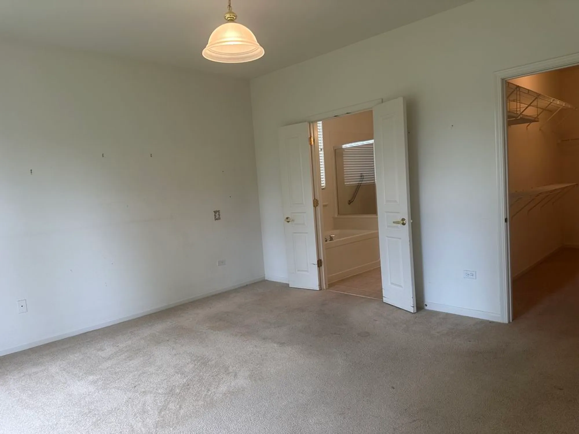 Property Slideshow image 10 of 16 | 13053 dearborn trl, Huntley, IL, 60142