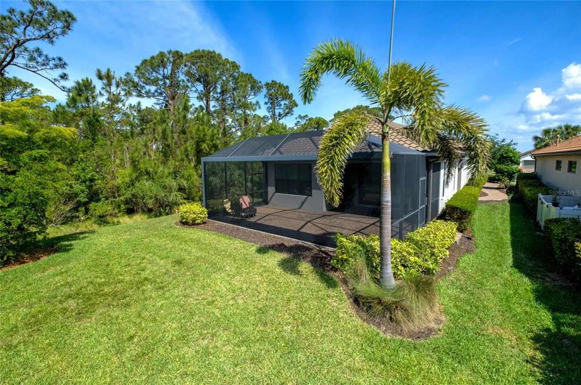 Property Slideshow image 34 of 46 | 5301 bartolomeo st, Sarasota, FL, 34238