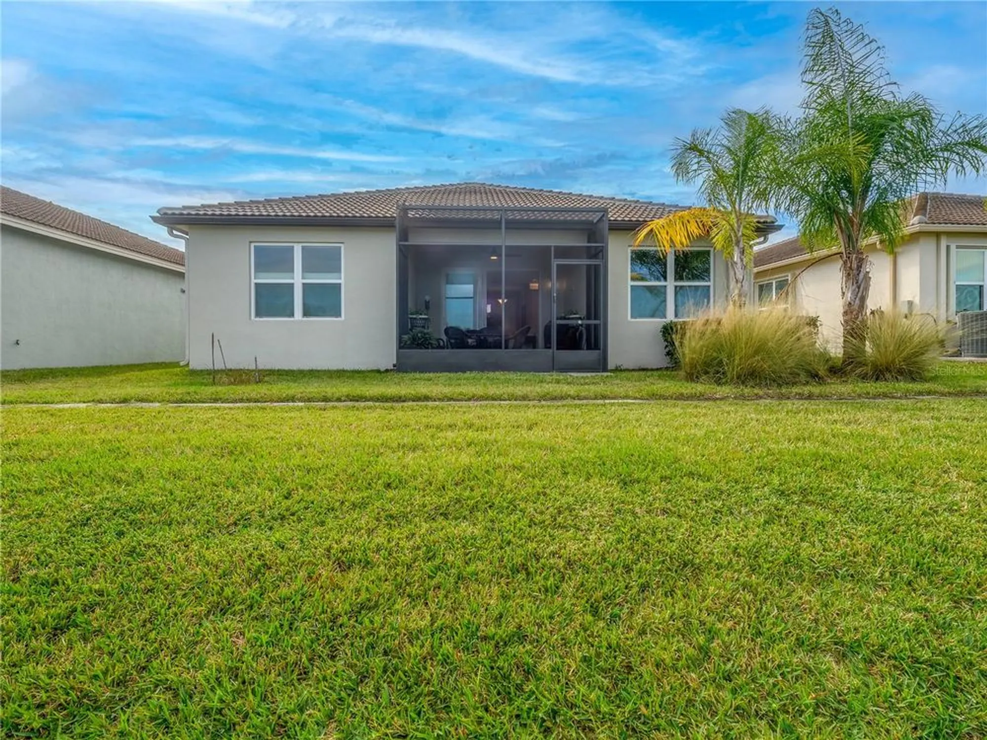 Property Slideshow image 5 of 54 | 5122 sierra falls ct, Wimauma, FL, 33598