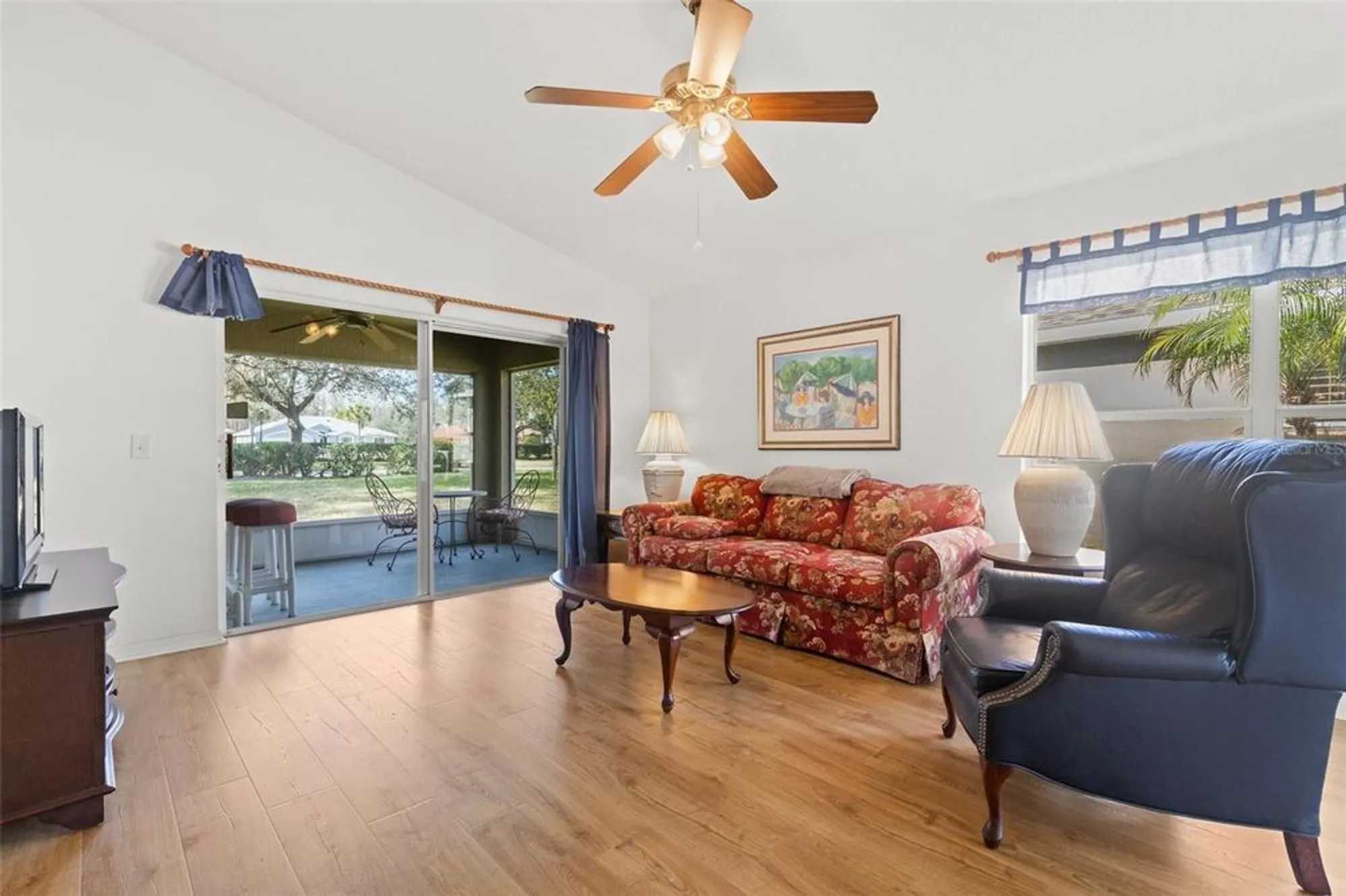 Property Slideshow image 5 of 60 | 10833 collar dr, San Antonio, FL, 33576