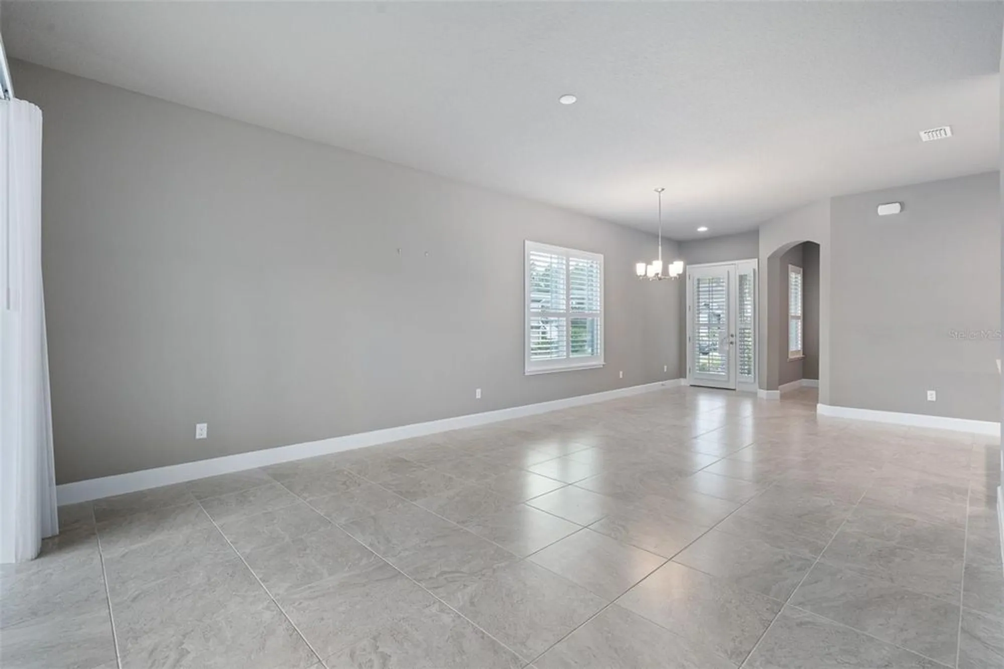 Property Slideshow image 15 of 47 | 856 pinewood dr, Ormond Beach, FL, 32174