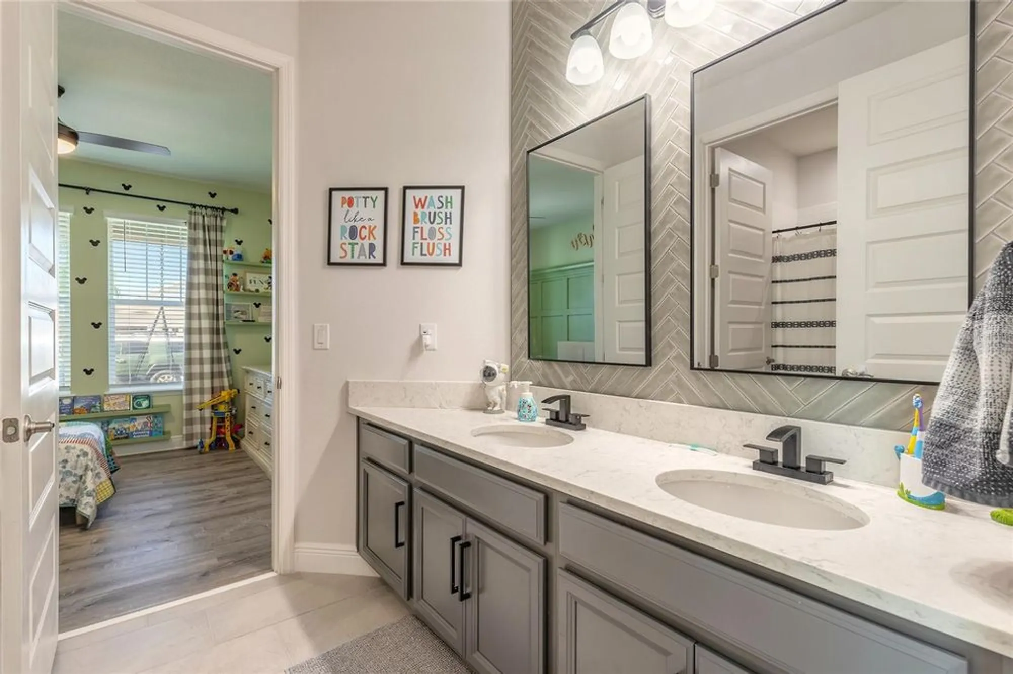 Property Slideshow image 24 of 66 | 209 venetian palms blvd, New Smyrna Beach, FL, 32168