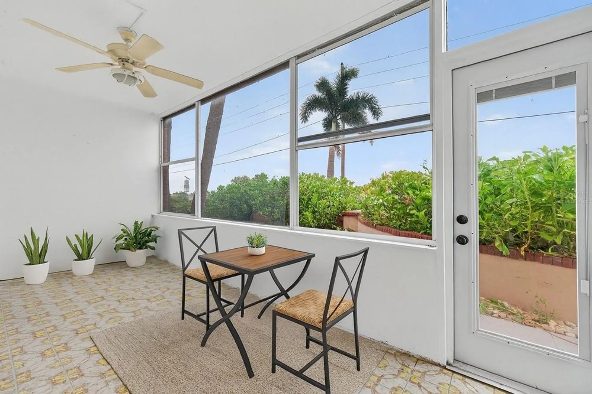 Property Slideshow image 22 of 44 | 2 causeway blvd 101, Dunedin, FL, 34698