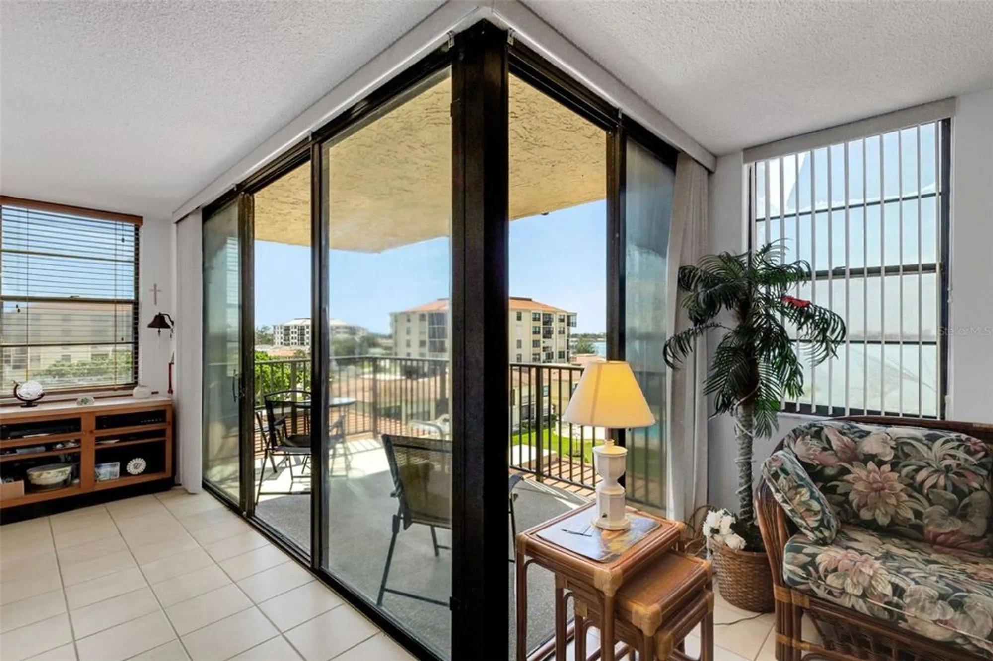 Property Slideshow image 9 of 42 | 6145 sun blvd apt 506, St Petersburg, FL, 33715