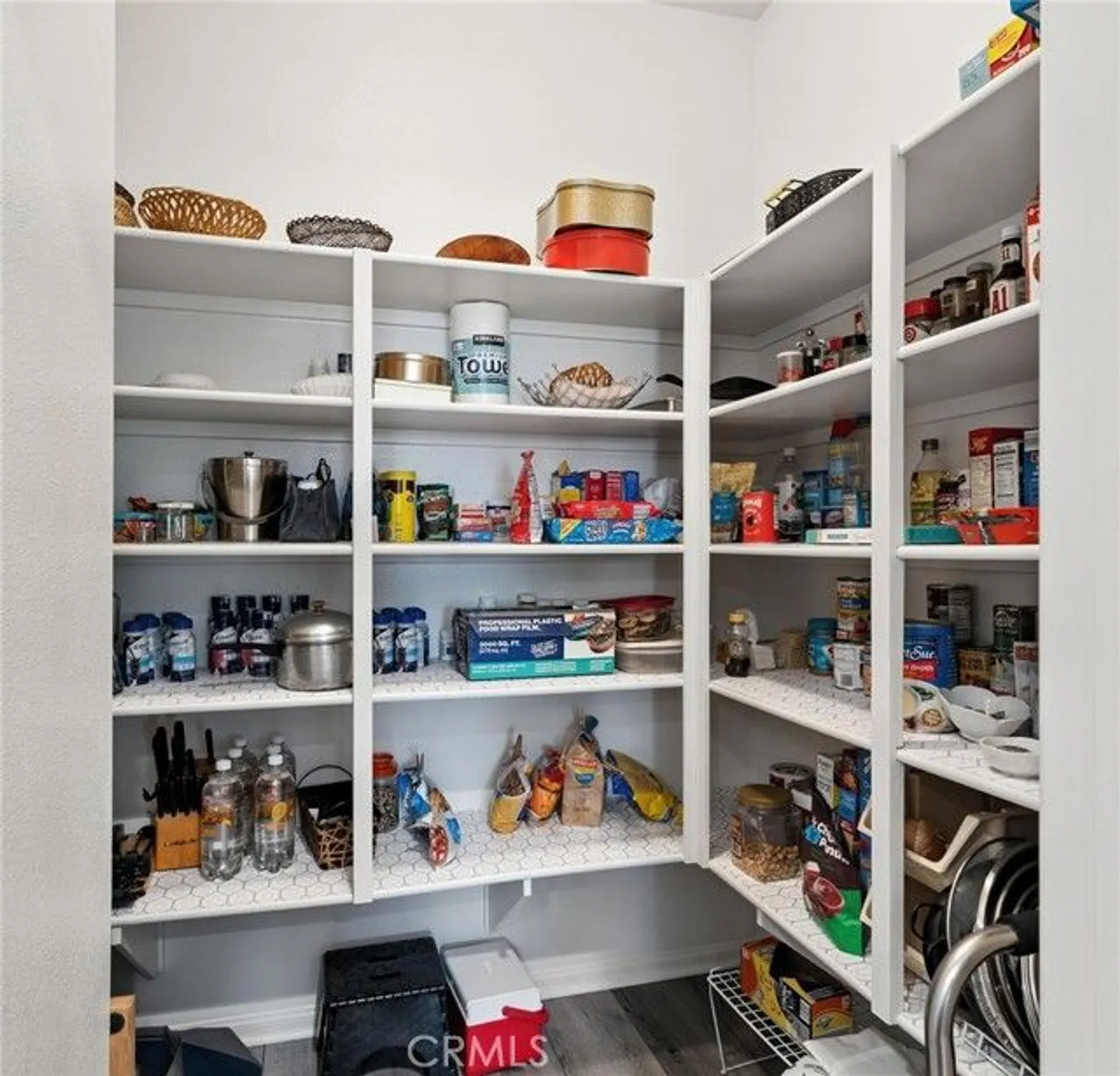 Property Slideshow image 16 of 37 | 1616 rosemary gdns, Beaumont, CA, 92223