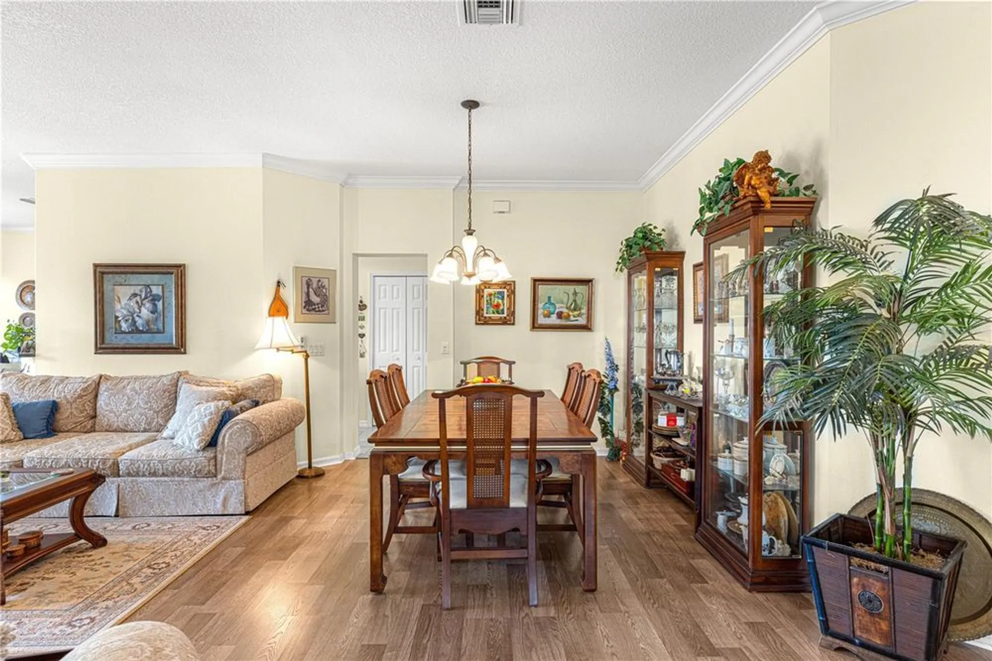 Property Slideshow image 7 of 42 | 10055 sw 90th loop, Ocala, FL, 34481