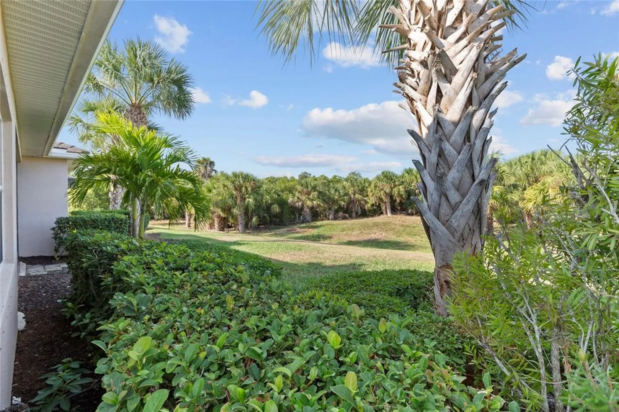 Property Slideshow image 31 of 51 | 942 preservation st, Bradenton, FL, 34208