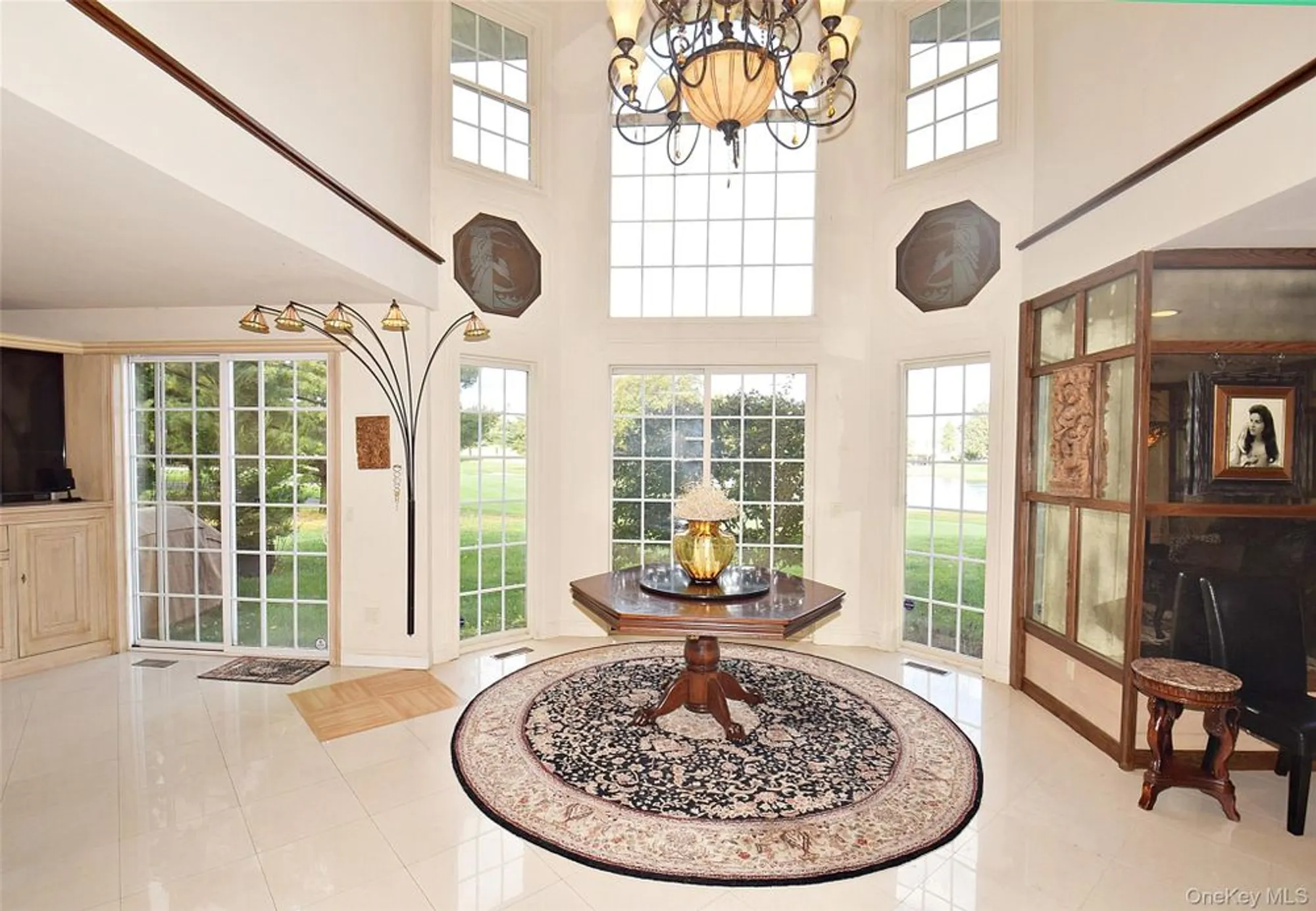 Property Slideshow image 8 of 26 | 259 altessa blvd, Melville, NY, 11747