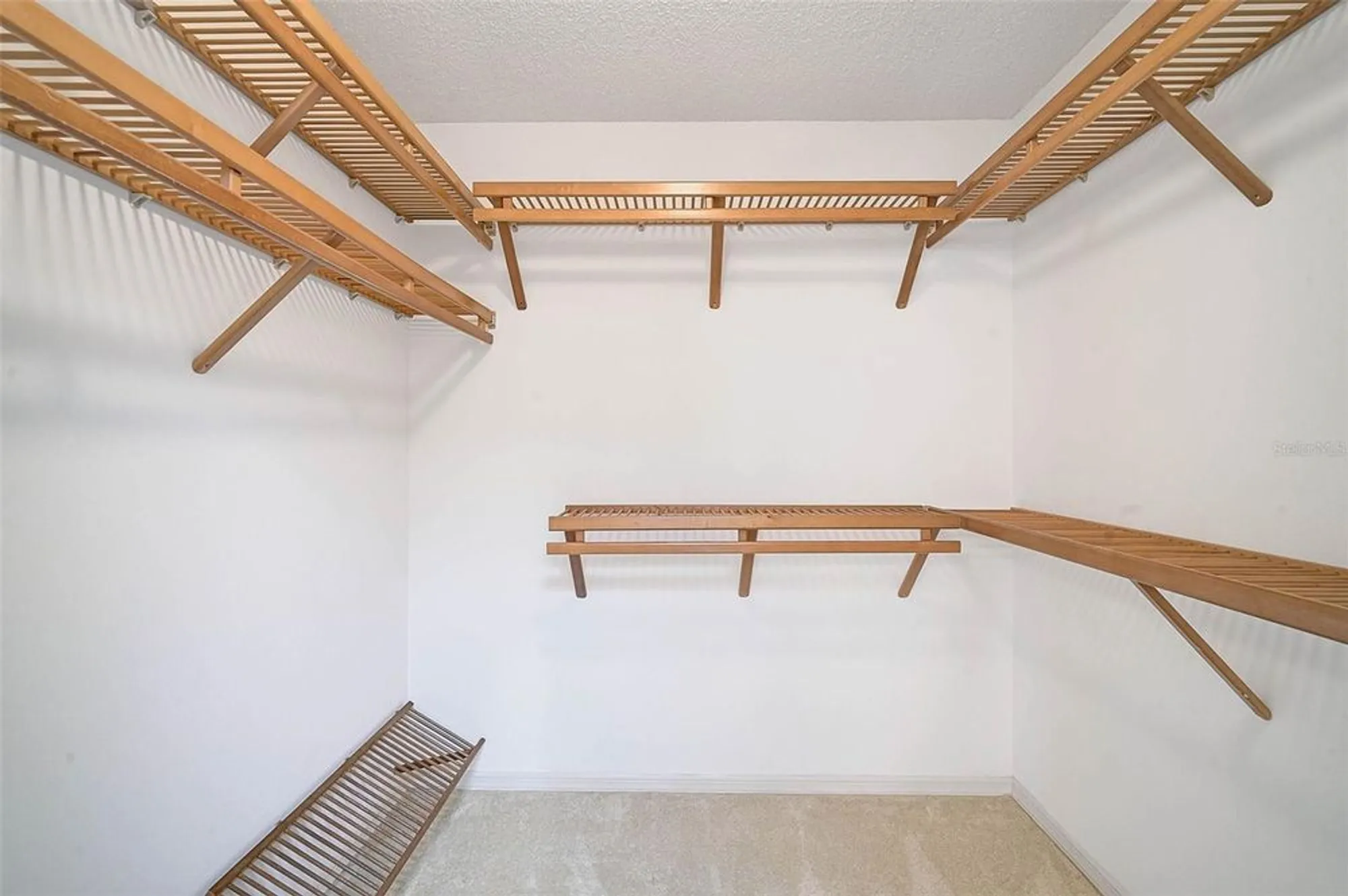 Property Slideshow image 28 of 62 | 7570 links ct, Sarasota, FL, 34243