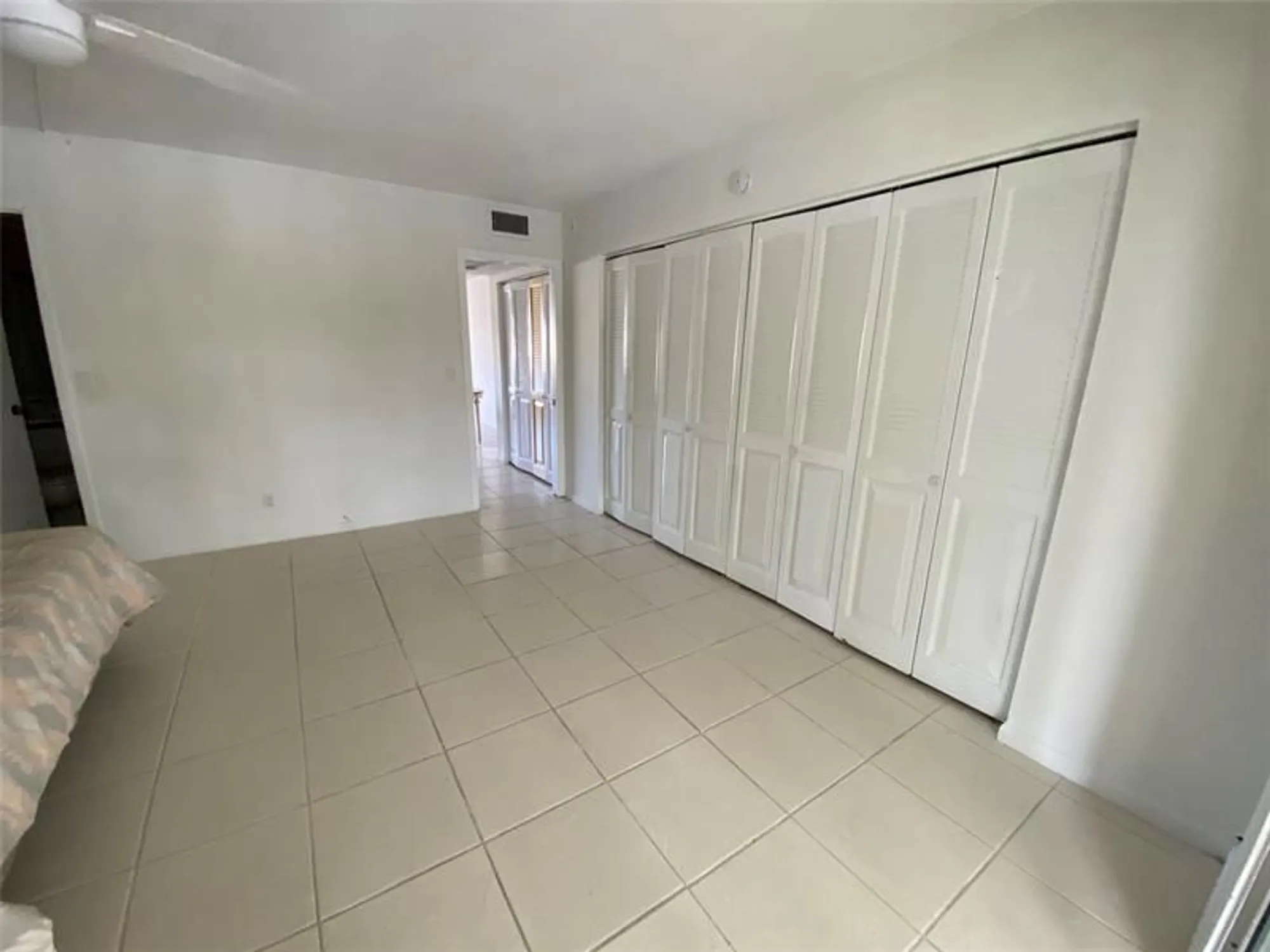 Property Slideshow image 13 of 49 | 4047 cambridge c # 4047, Deerfield Beach, FL, 33442