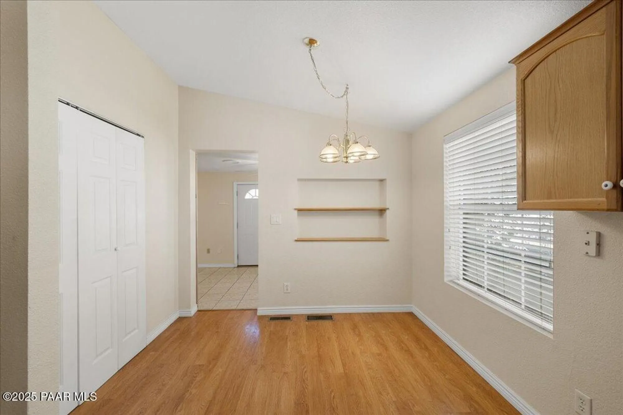 Property Slideshow image 9 of 28 | 649 n vermilion dr, Dewey-Humboldt, AZ, 86327