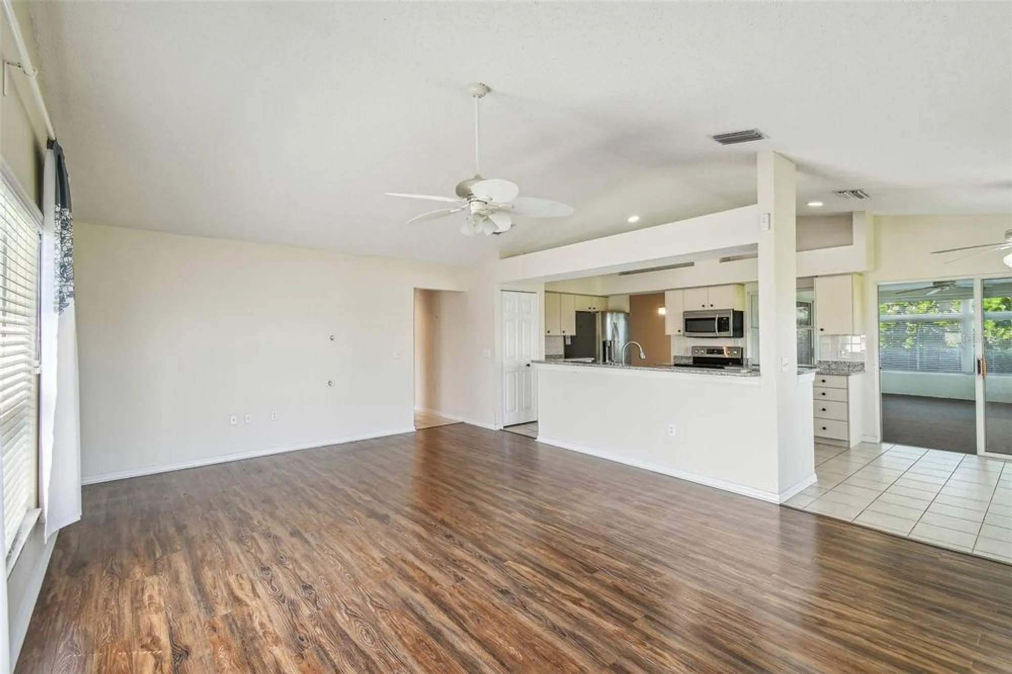 Property Slideshow image 21 of 53 | 11147 brambleleaf way, Hudson, FL, 34667