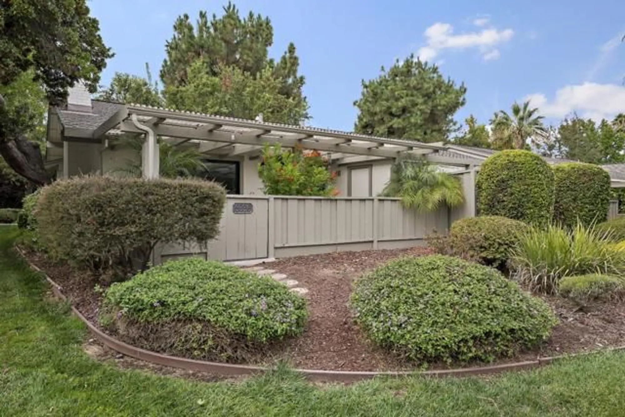 Property Slideshow image 23 of 34 | 5336 cribari gln, San Jose, CA, 95135