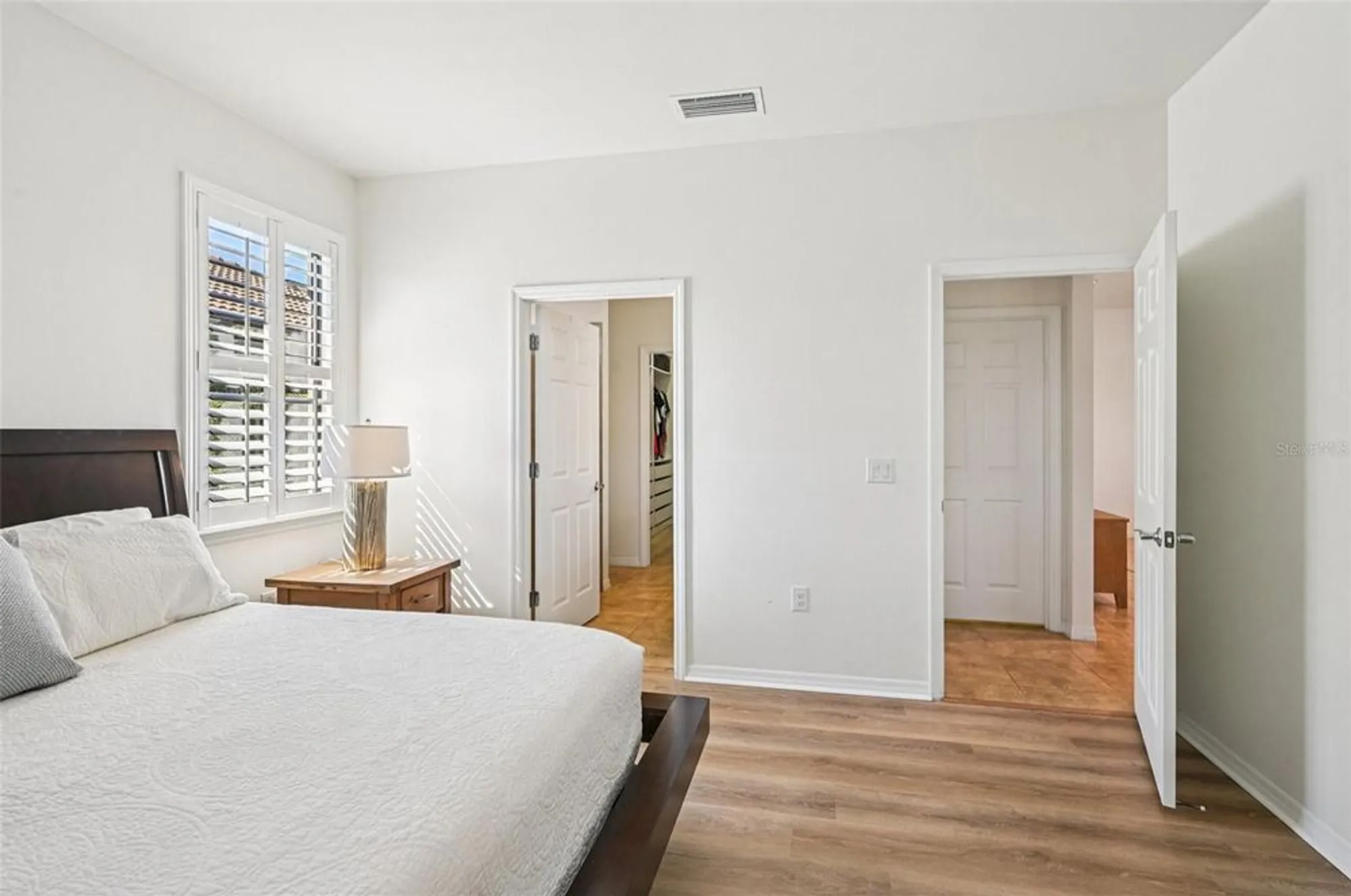 Property Slideshow image 15 of 51 | 19220 isadora st, Venice, FL, 34293