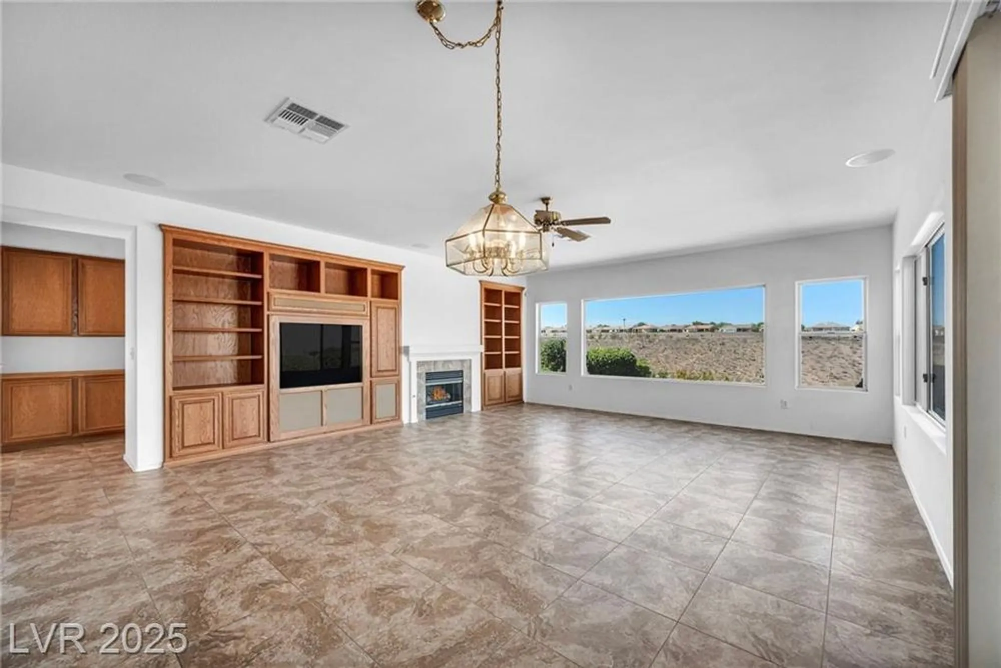 Property Slideshow image 12 of 71 | 2567 evening sky dr, Henderson, NV, 89052