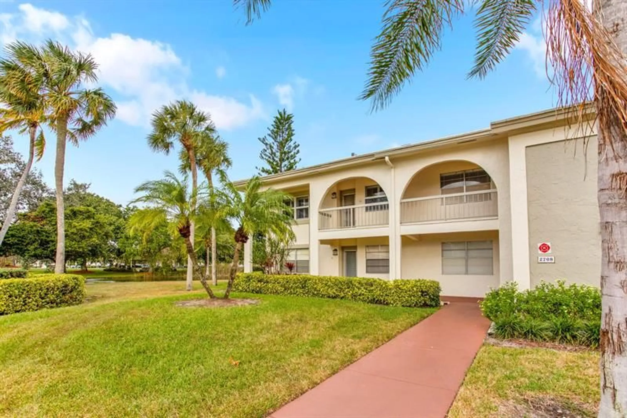 Property Slideshow image 37 of 44 | 2708 nassau bnd a2, Coconut Creek, FL, 33066