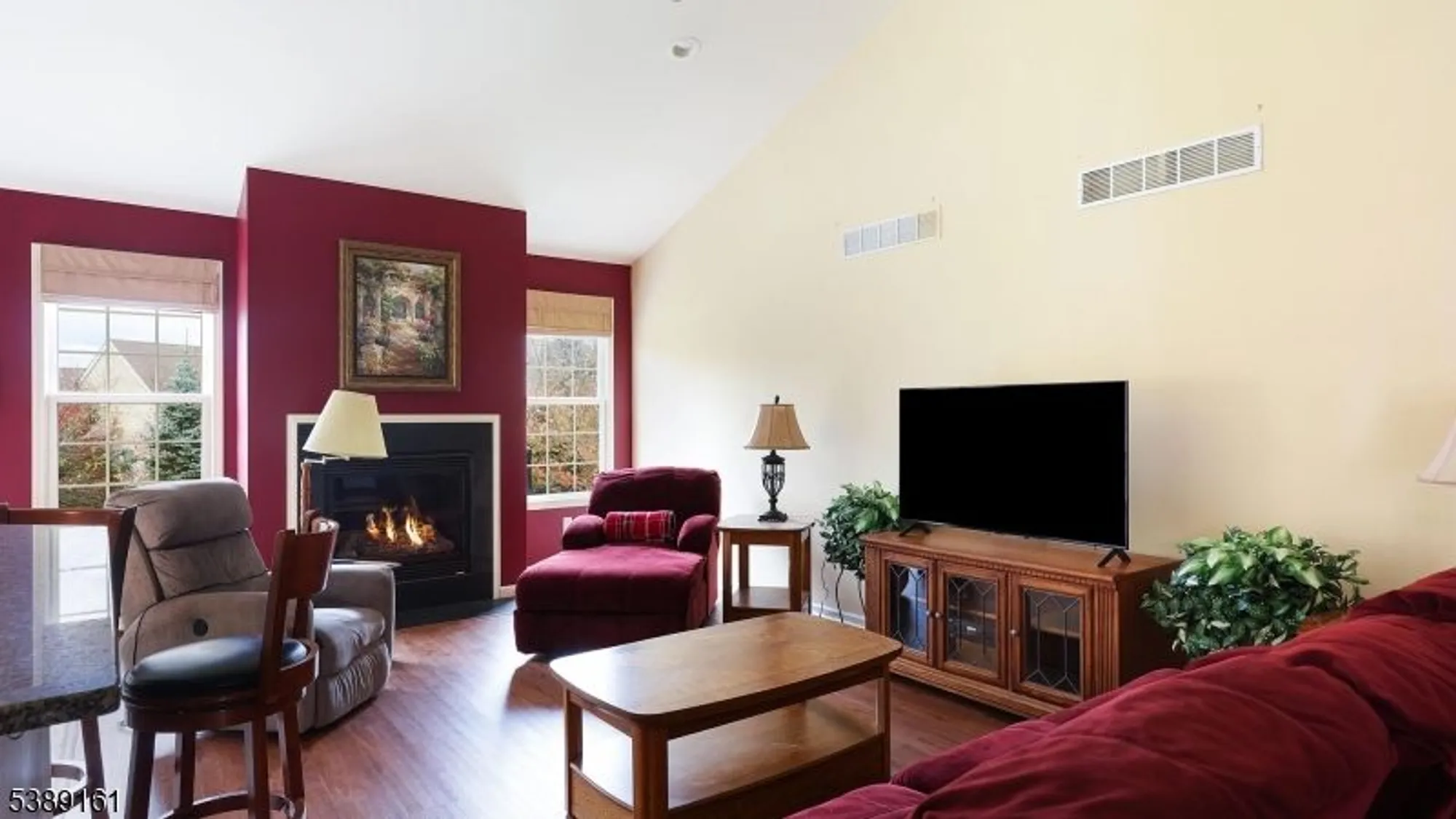 Property Slideshow image 8 of 32 | 9 pitcher pt, Somerset, NJ, 08873