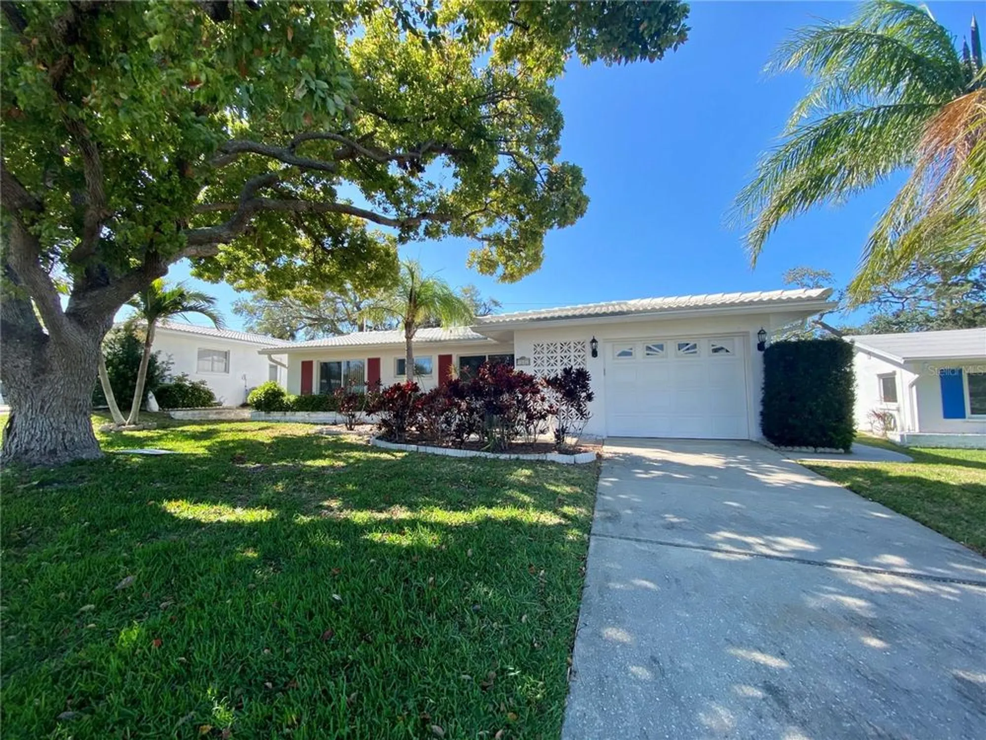 Property Slideshow image 48 of 71 | 9082 141st st, Seminole, FL, 33776