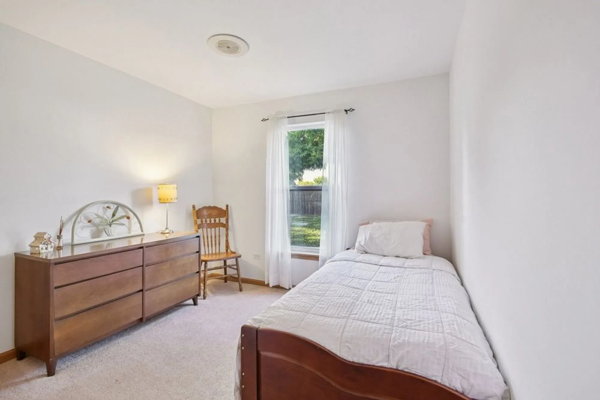 Property Slideshow image 15 of 20 | 20862 w torrey pines apt 1b, Plainfield, IL, 60544