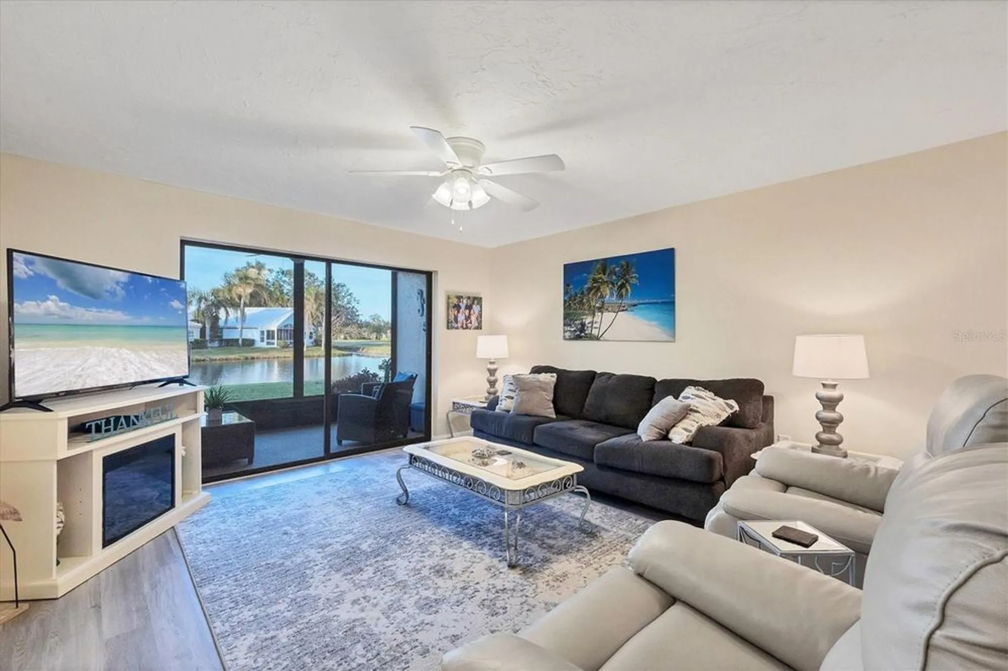 Property Slideshow image 4 of 33 | 1100 capri isles blvd apt 317, Venice, FL, 34292