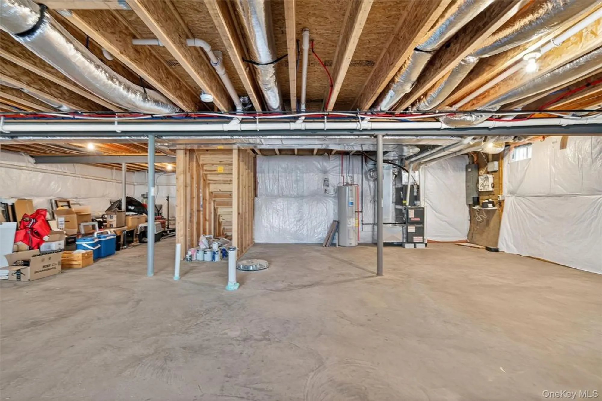 Property Slideshow image 32 of 43 | 21 cyprus dr, Middletown, NY, 10940