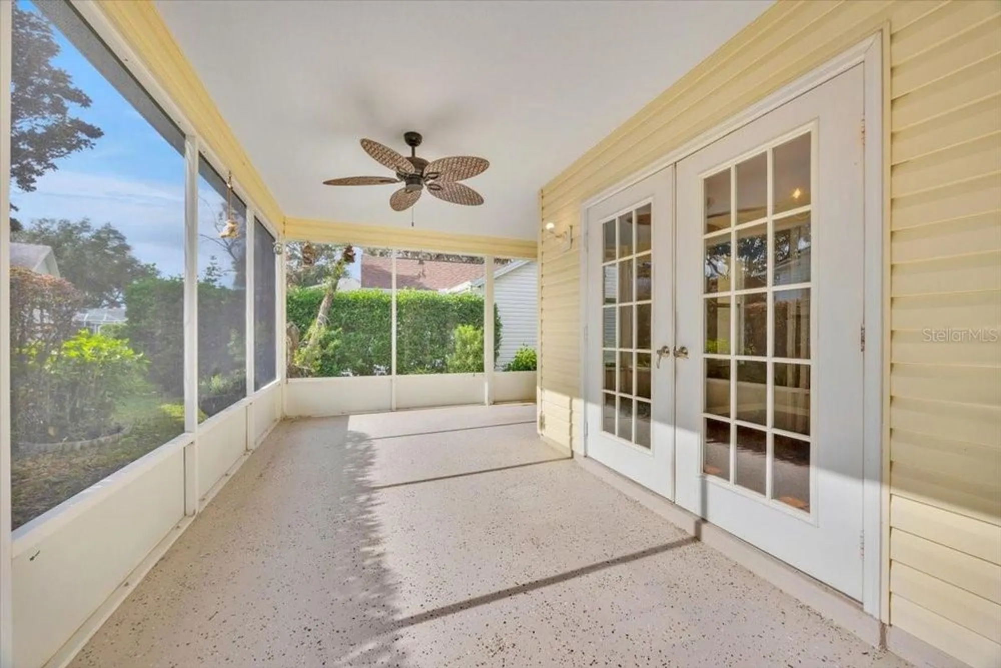 Property Slideshow image 27 of 34 | 528 carrera dr, Lady Lake, FL, 32159