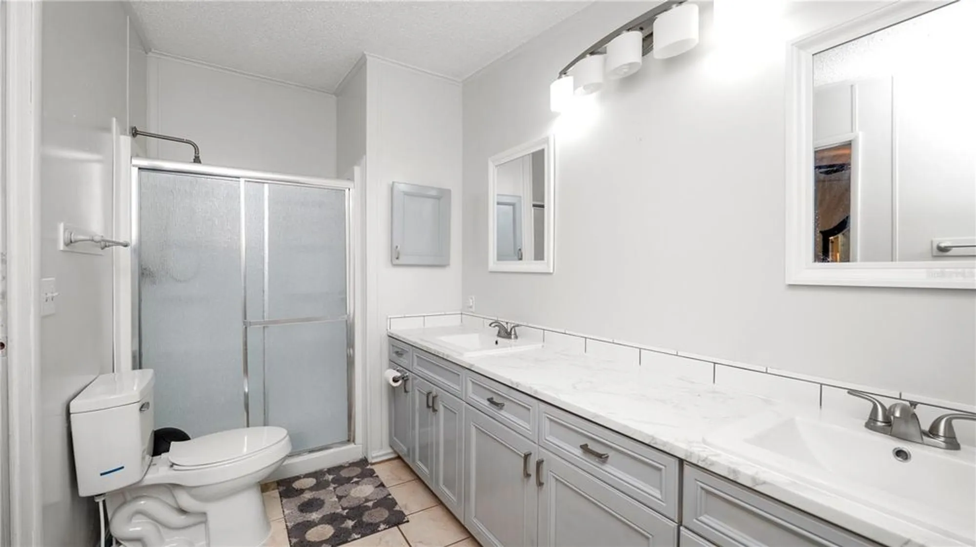 Property Slideshow image 26 of 47 | 5027 forest crest dr, Lakeland, FL, 33810