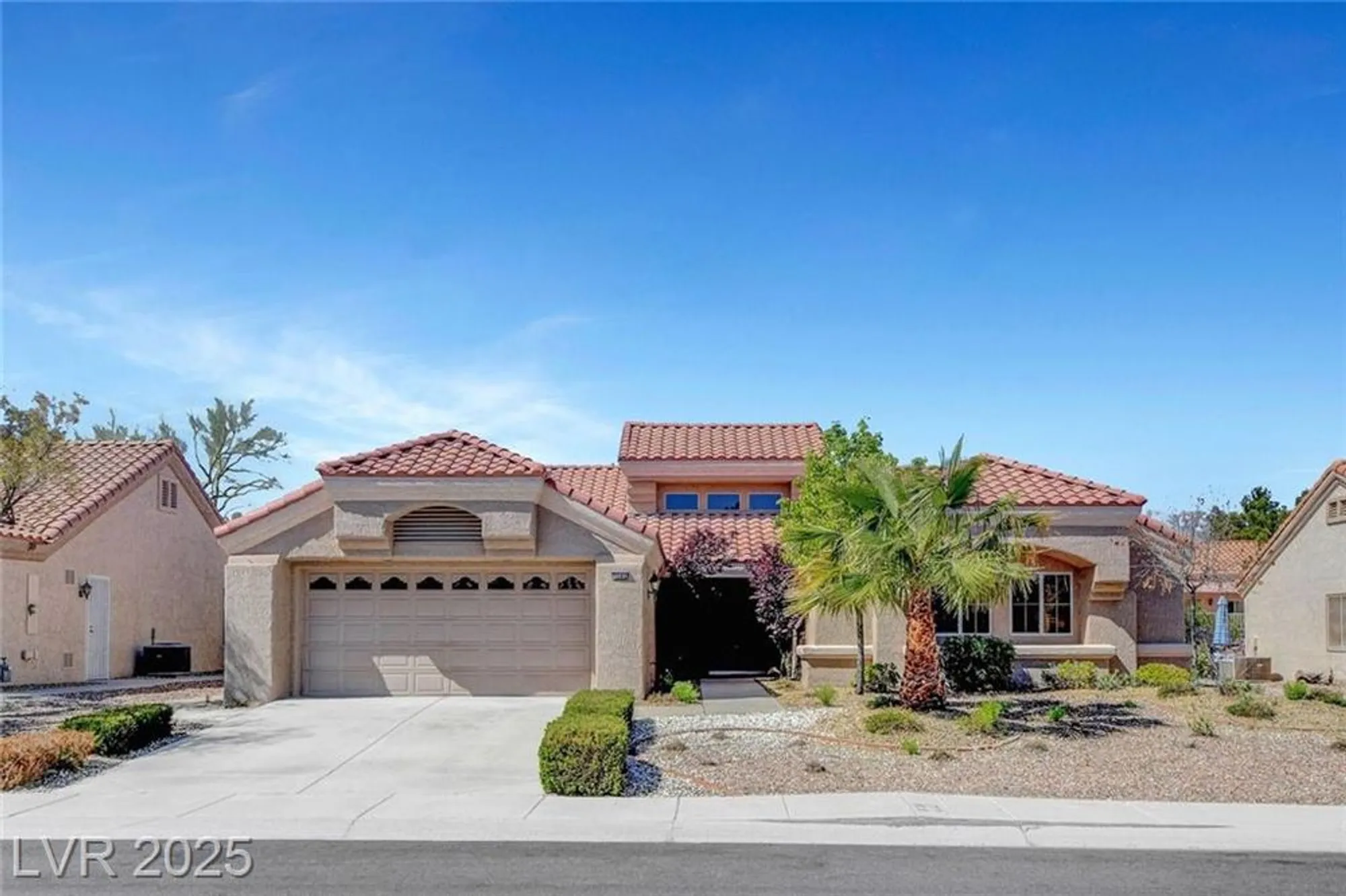 Property Slideshow image 2 of 54 | 2505 palmridge dr, Las Vegas, NV, 89134