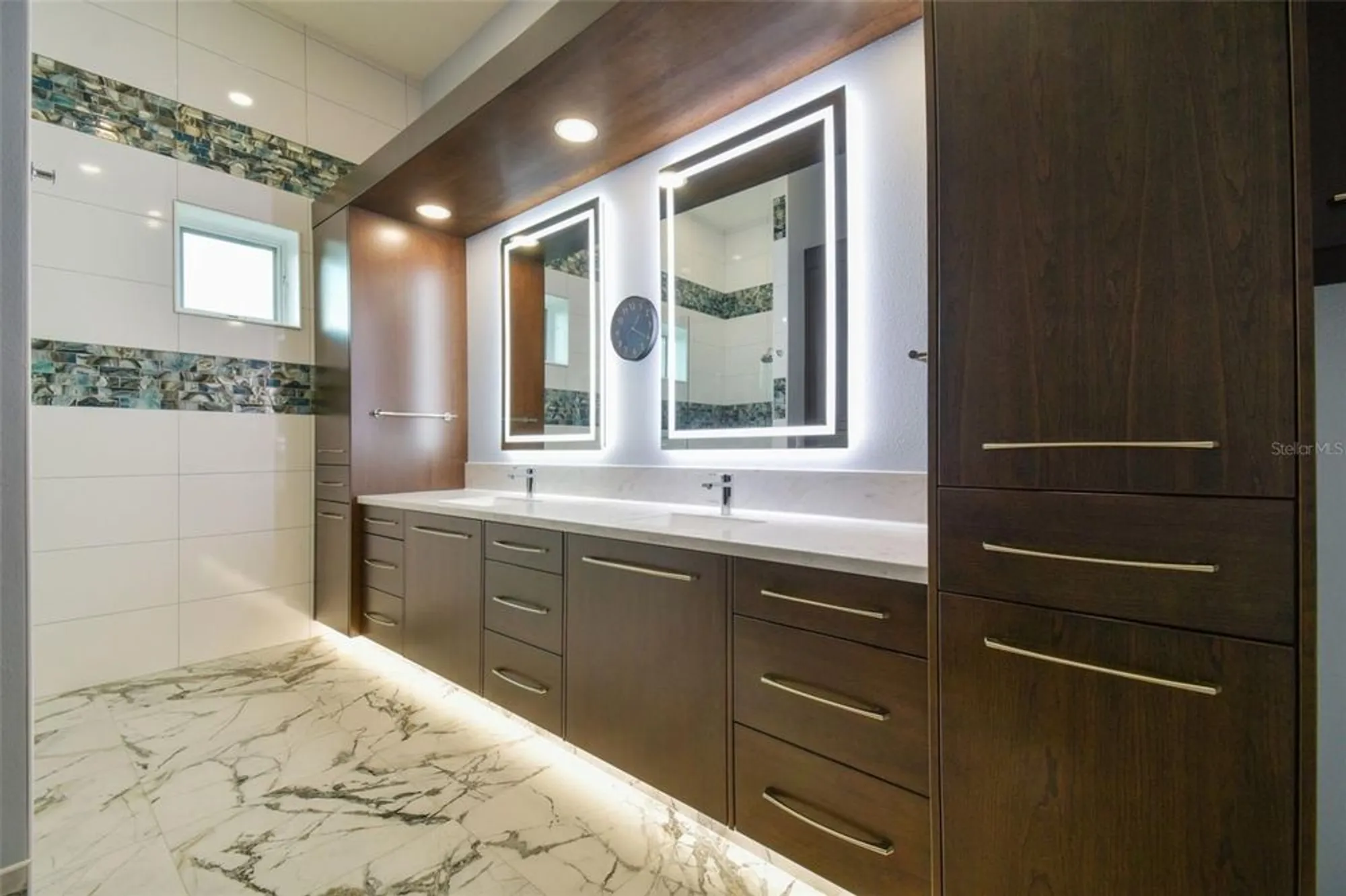 Property Slideshow image 17 of 100 | 29171 ginnetto dr, Wesley Chapel, FL, 33543