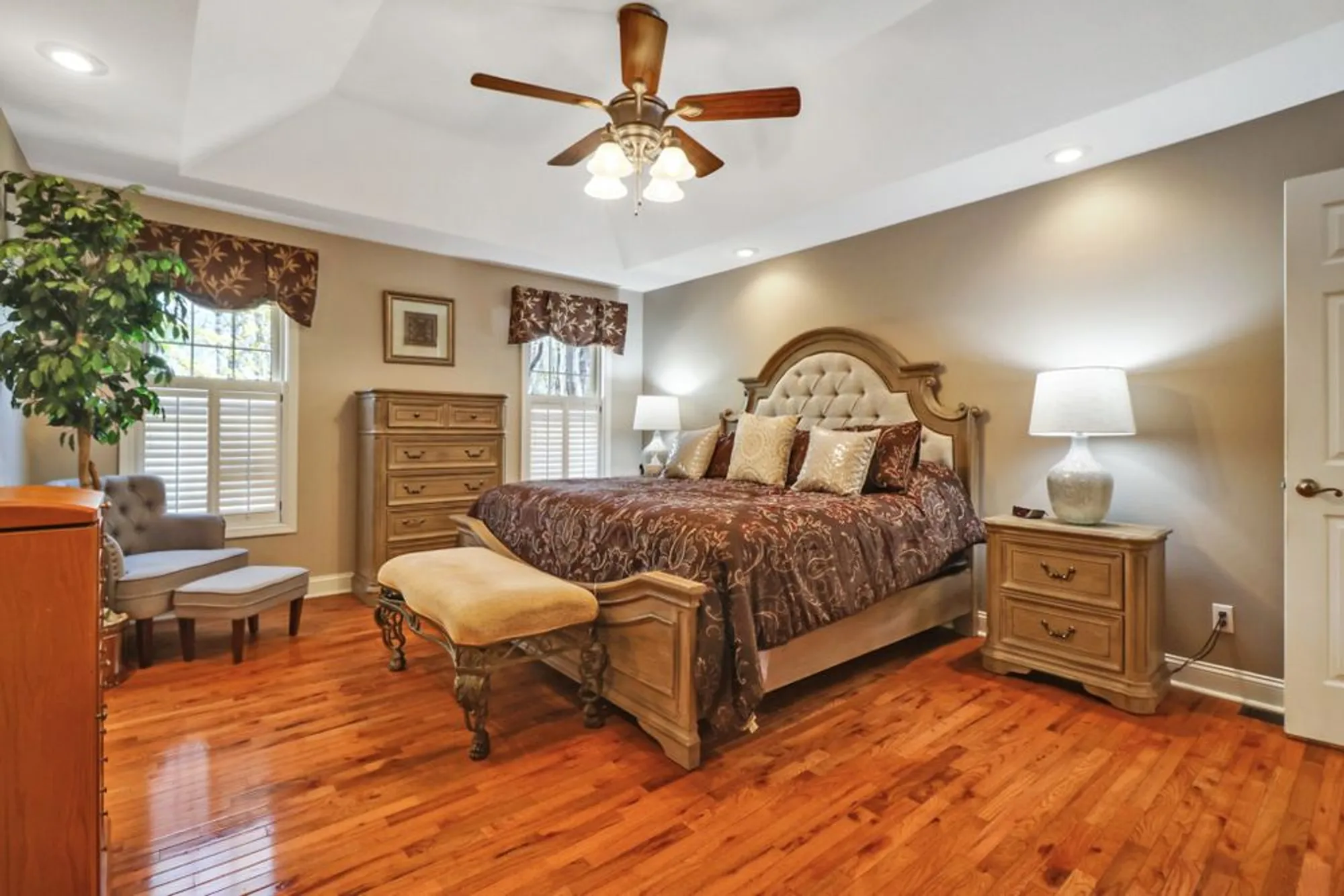 Property Slideshow image 25 of 44 | 10 claremont cir, Crossville, TN, 38558