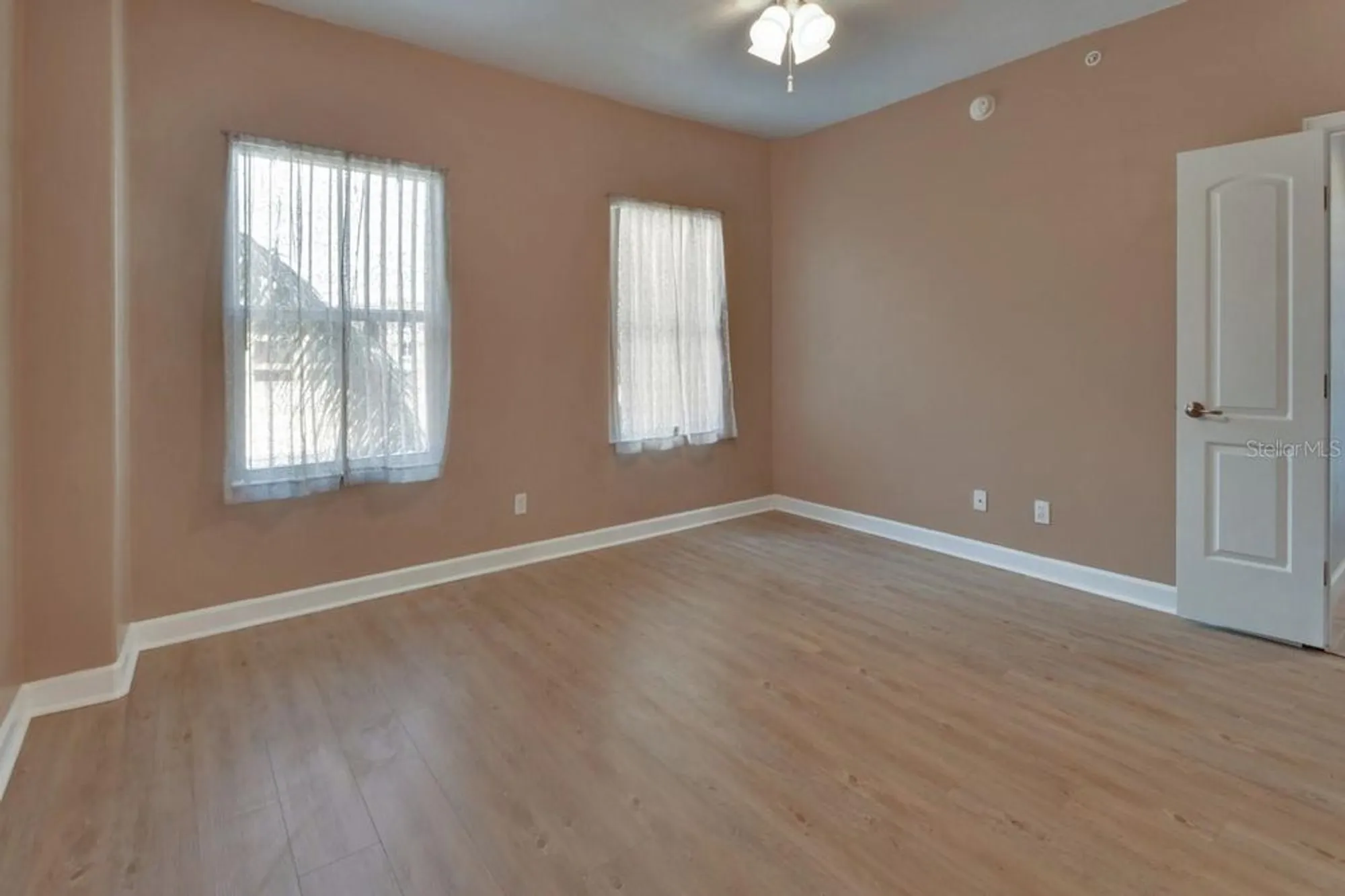 Property Slideshow image 25 of 54 | 424 luna bella ln apt 330, New Smyrna Beach, FL, 32168