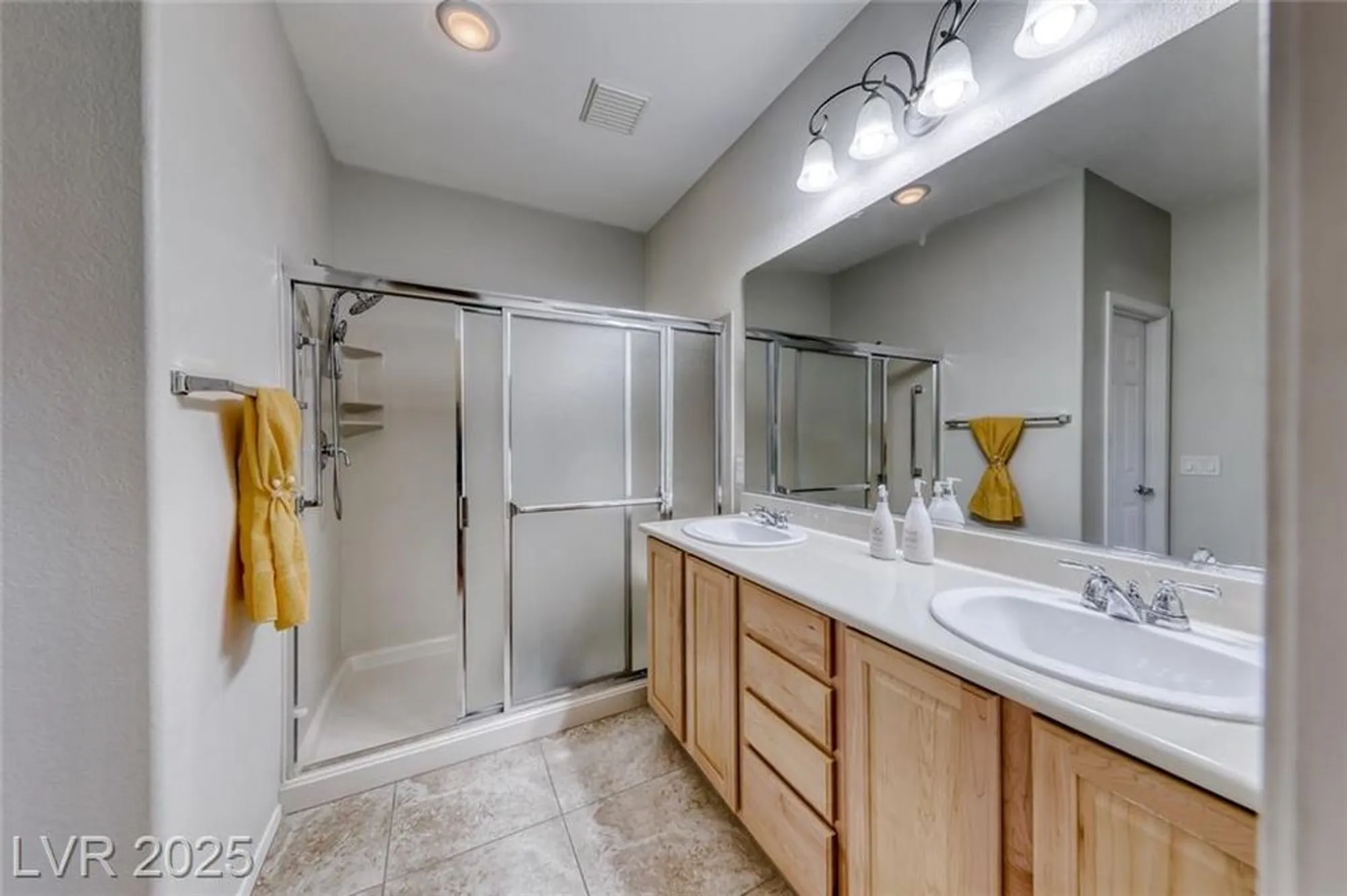 Property Slideshow image 23 of 51 | 2404 anderson park dr, Henderson, NV, 89044