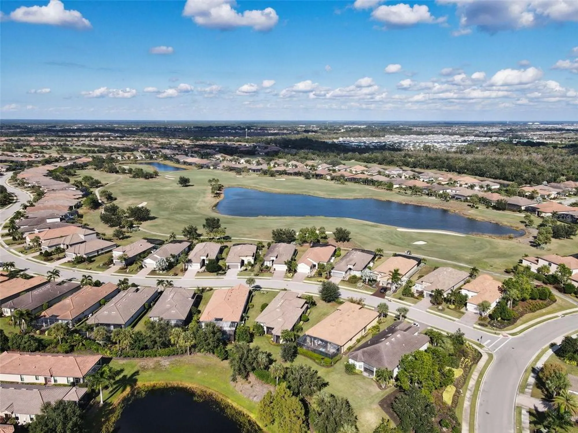 Property Slideshow image 36 of 44 | 5242 napoli run, Bradenton, FL, 34211