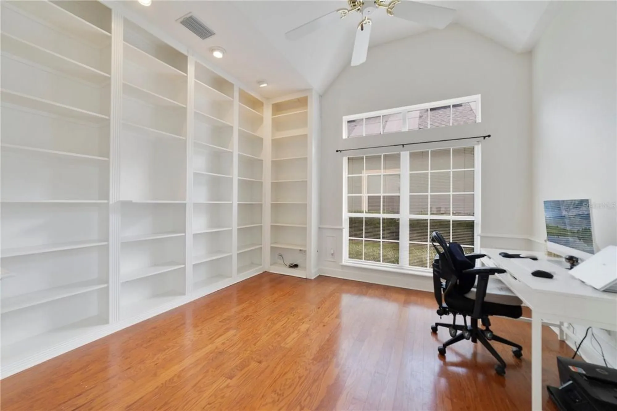 Property Slideshow image 23 of 54 | 1741 edgewater dr, Mount Dora, FL, 32757