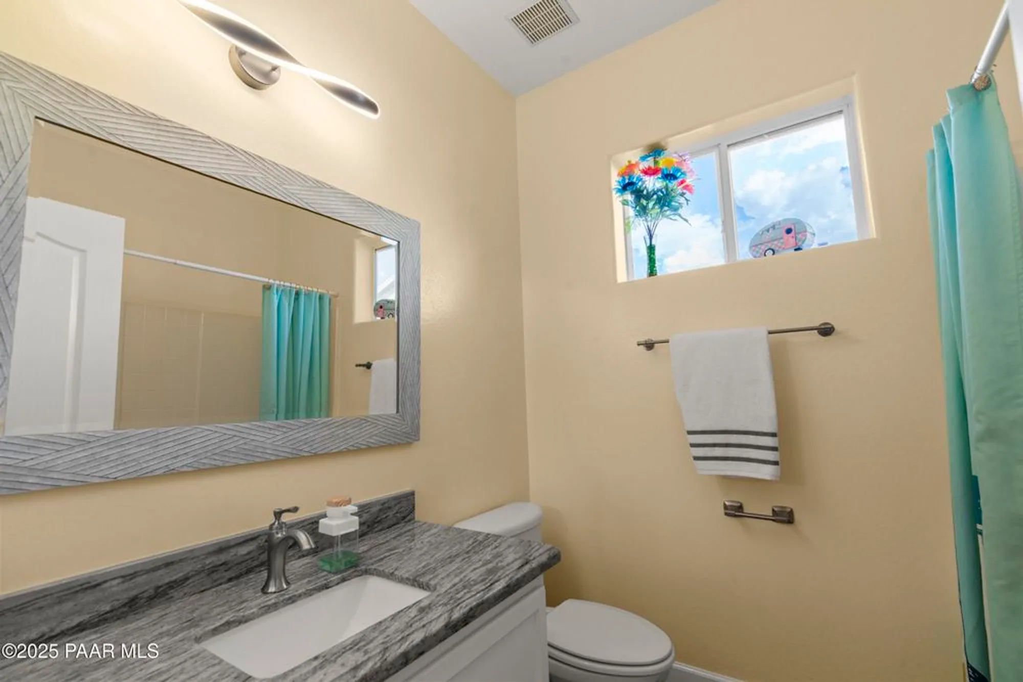 Property Slideshow image 11 of 27 | 7673 e circle wagons way, Prescott Valley, AZ, 86315