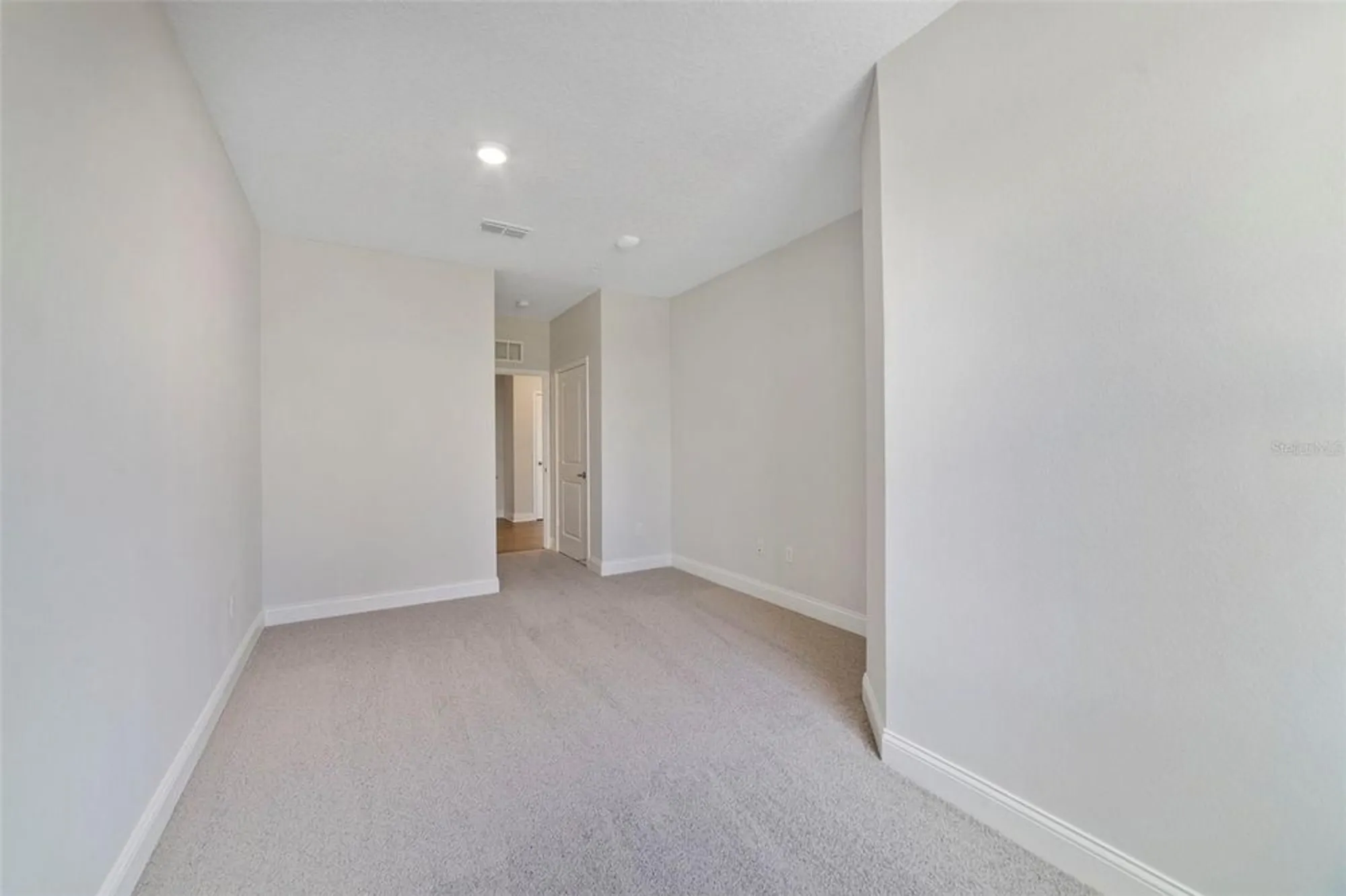 Property Slideshow image 15 of 35 | 7545 laureate blvd unit 7202, Orlando, FL, 32827