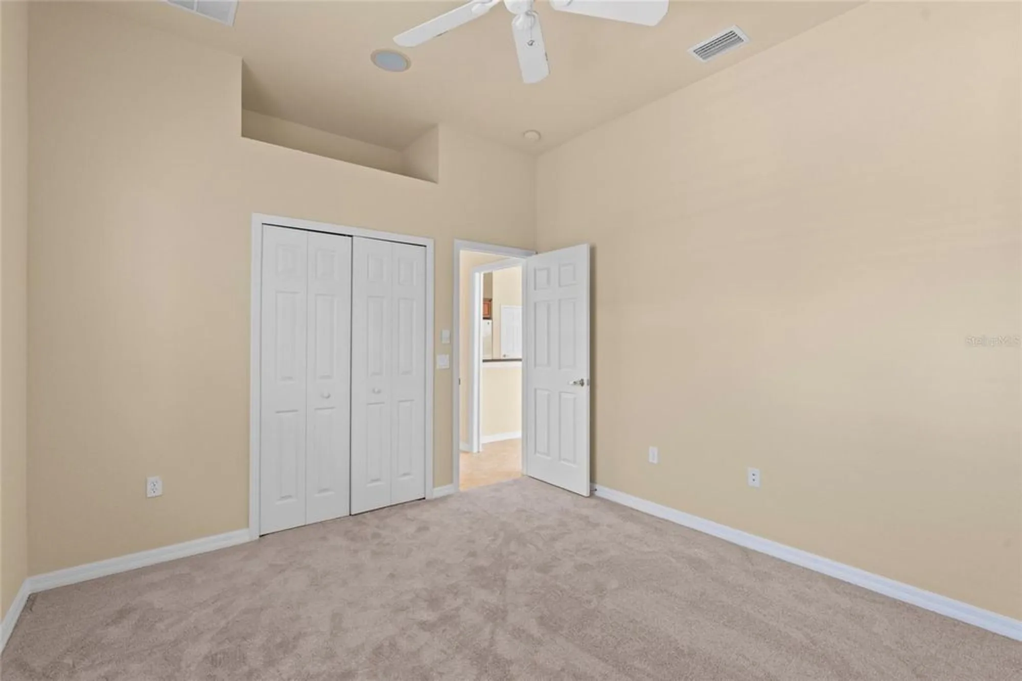 Property Slideshow image 24 of 48 | 5270 white ibis dr, North Port, FL, 34287