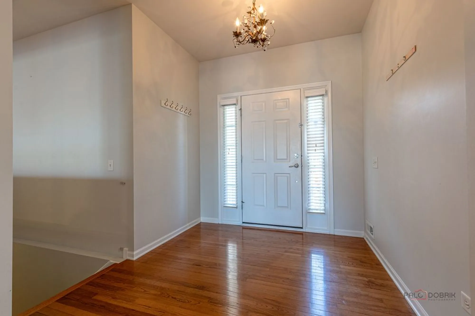 Property Slideshow image 4 of 39 | 3768 canton cir, Mundelein, IL, 60060