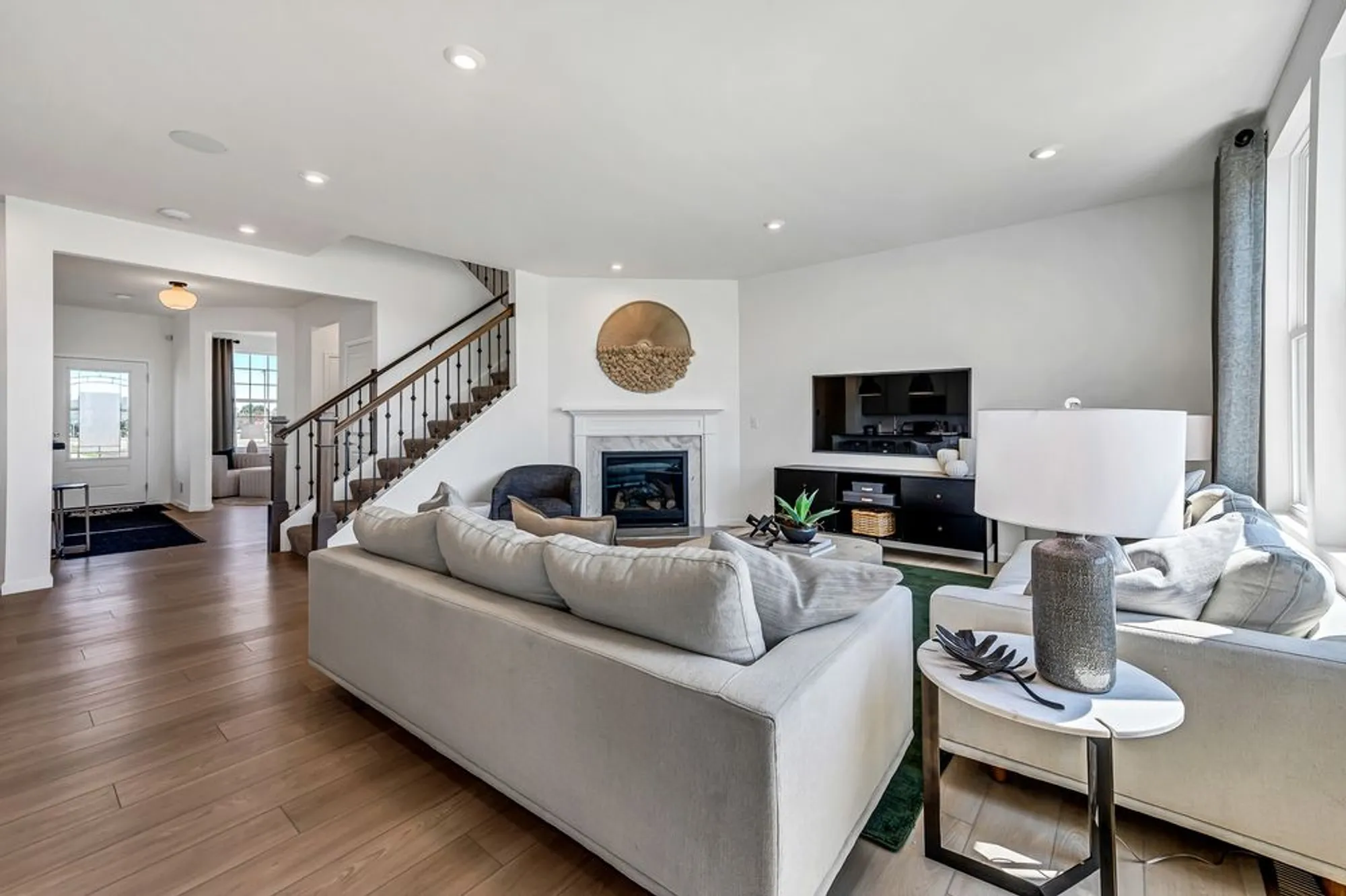 Property Slideshow image 7 of 15 | 3237 peyton cir, Aurora, IL, 60503