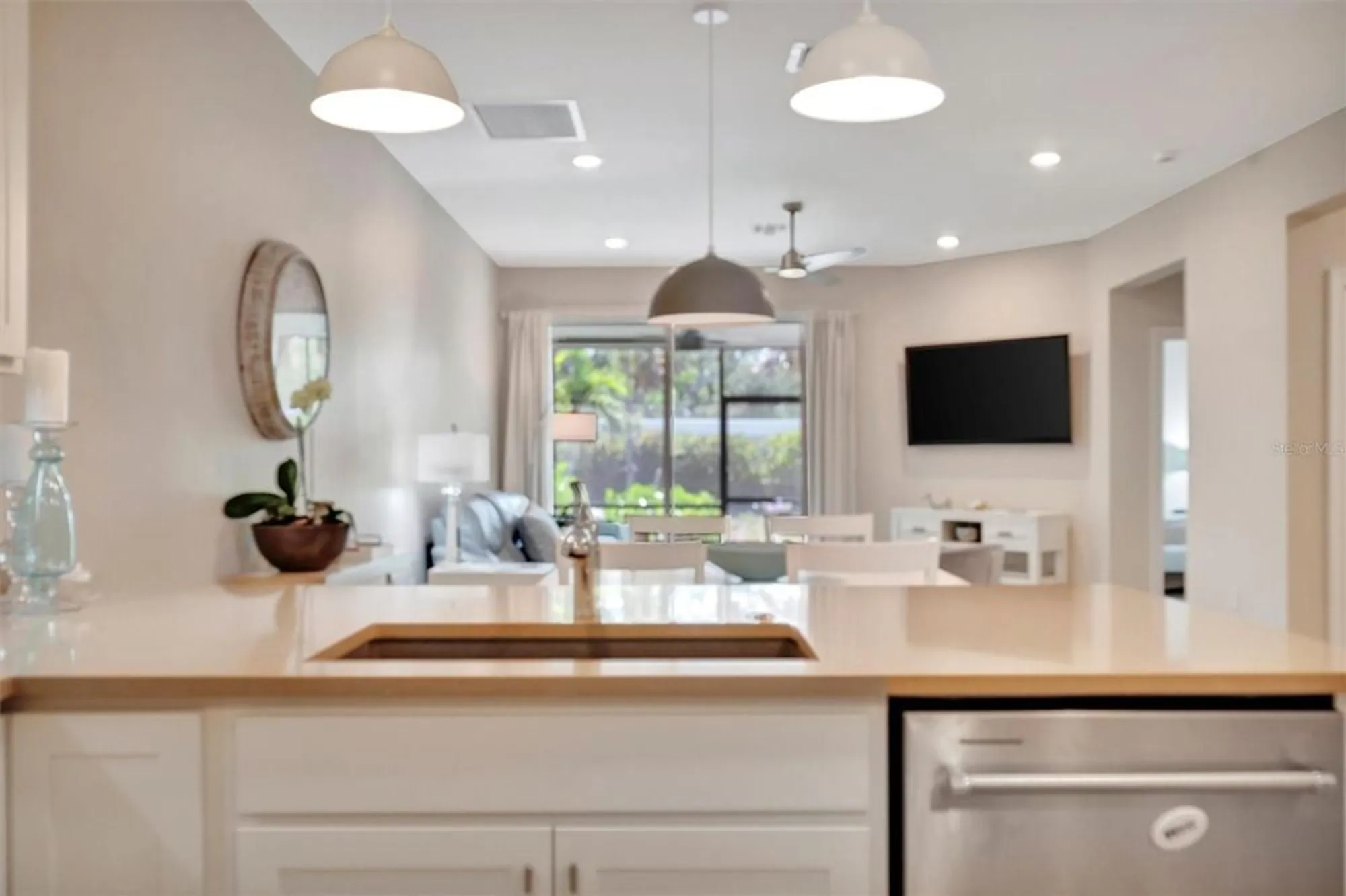 Property Slideshow image 8 of 59 | 25069 pearl lake cir, Englewood, FL, 34223