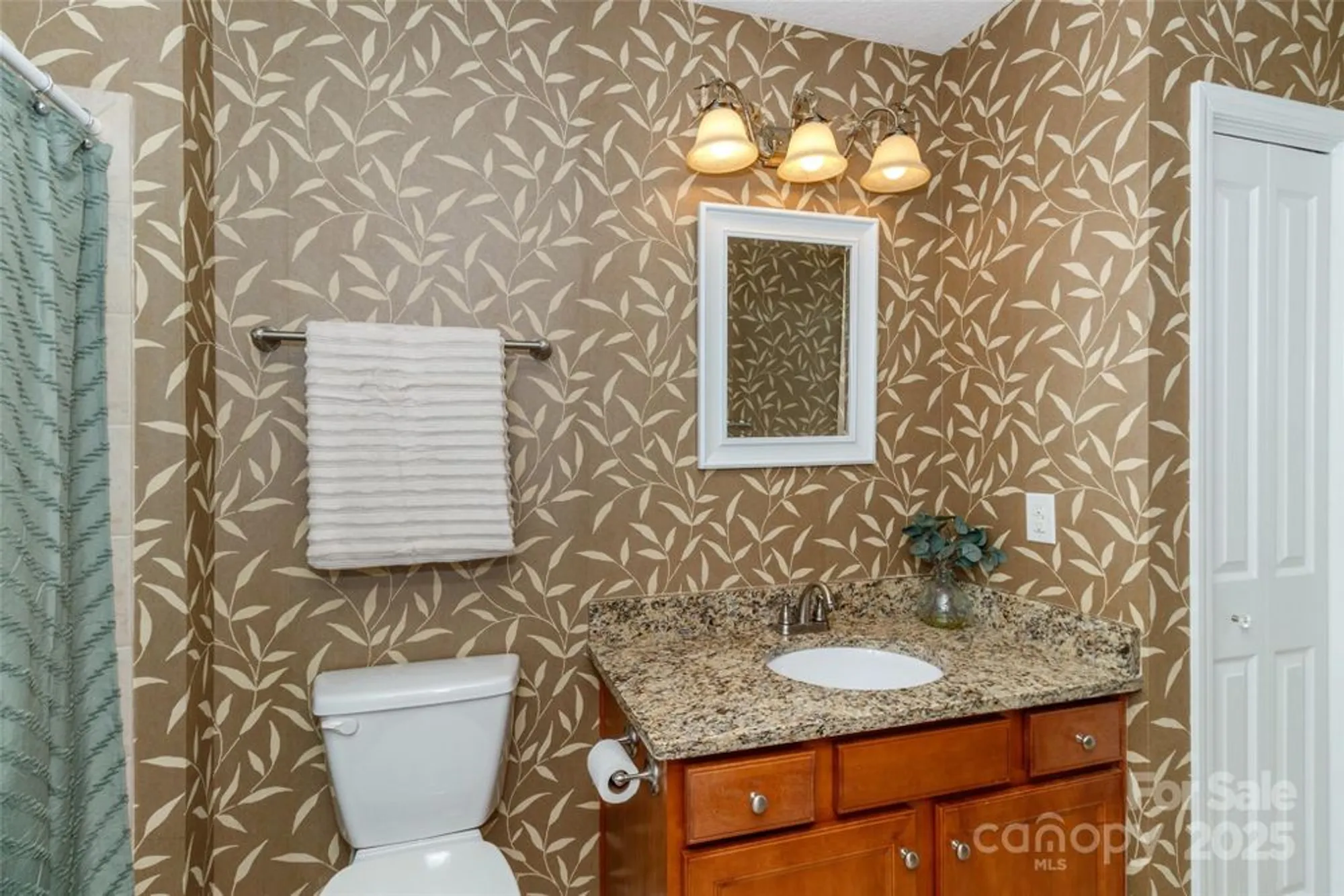 Property Slideshow image 25 of 39 | 3546 south bank ct, Matthews, NC, 28105