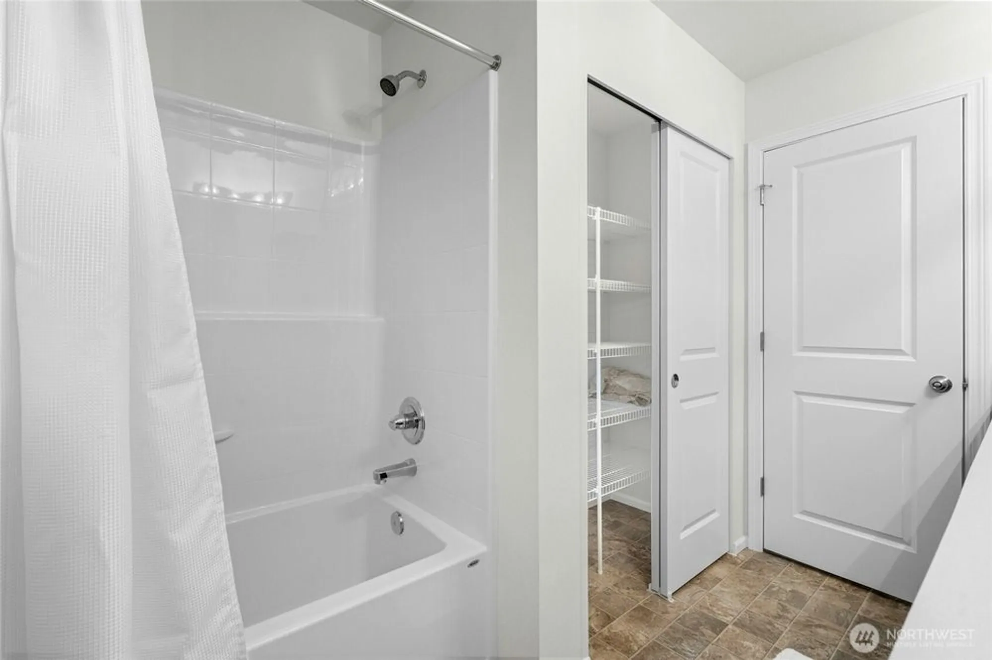 Property Slideshow image 25 of 31 | 11307 241st ln ne # 73, Redmond, WA, 98053