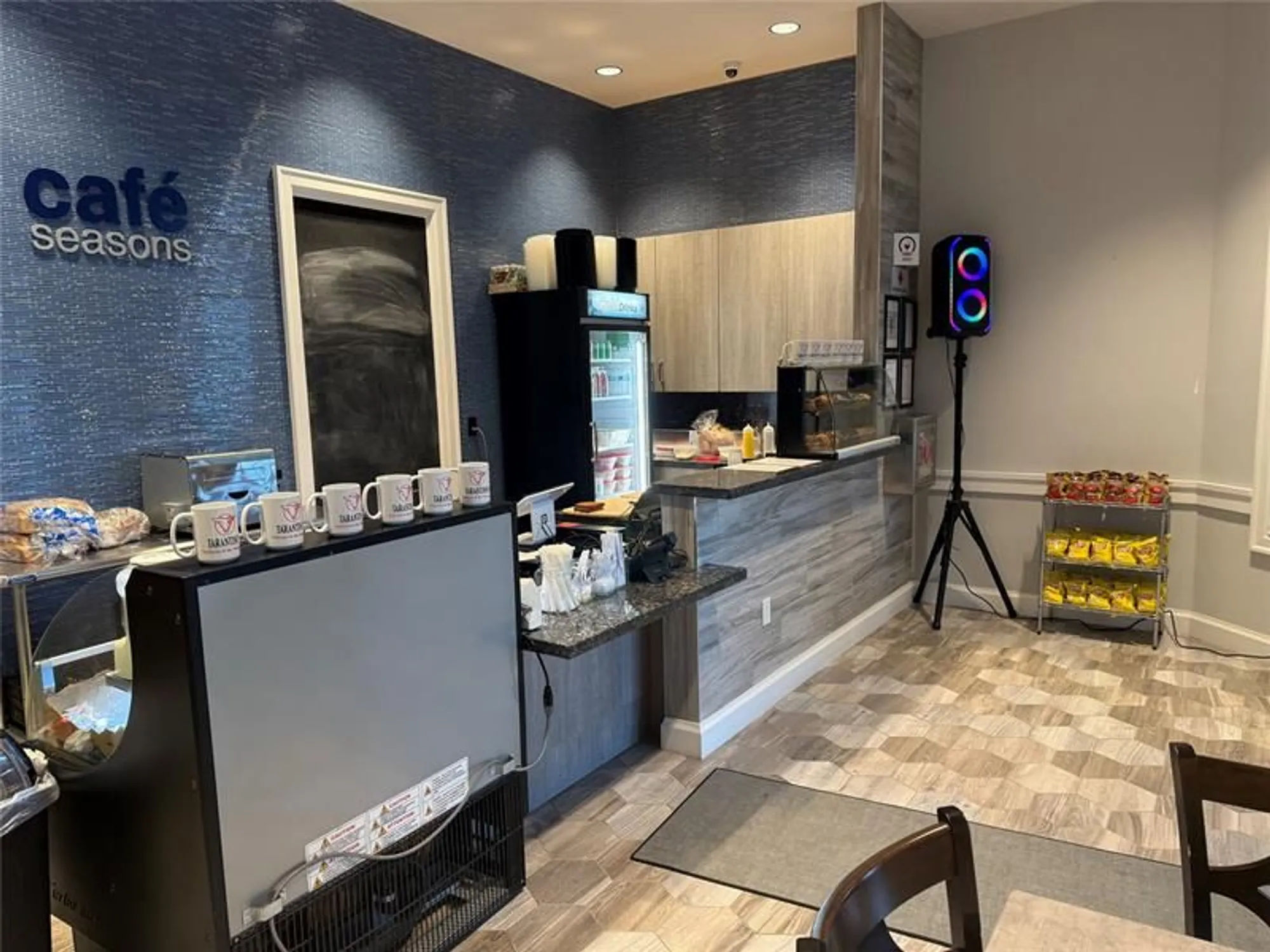 Property Slideshow image 58 of 65 | 11927 leon cir, Parkland, FL, 33076