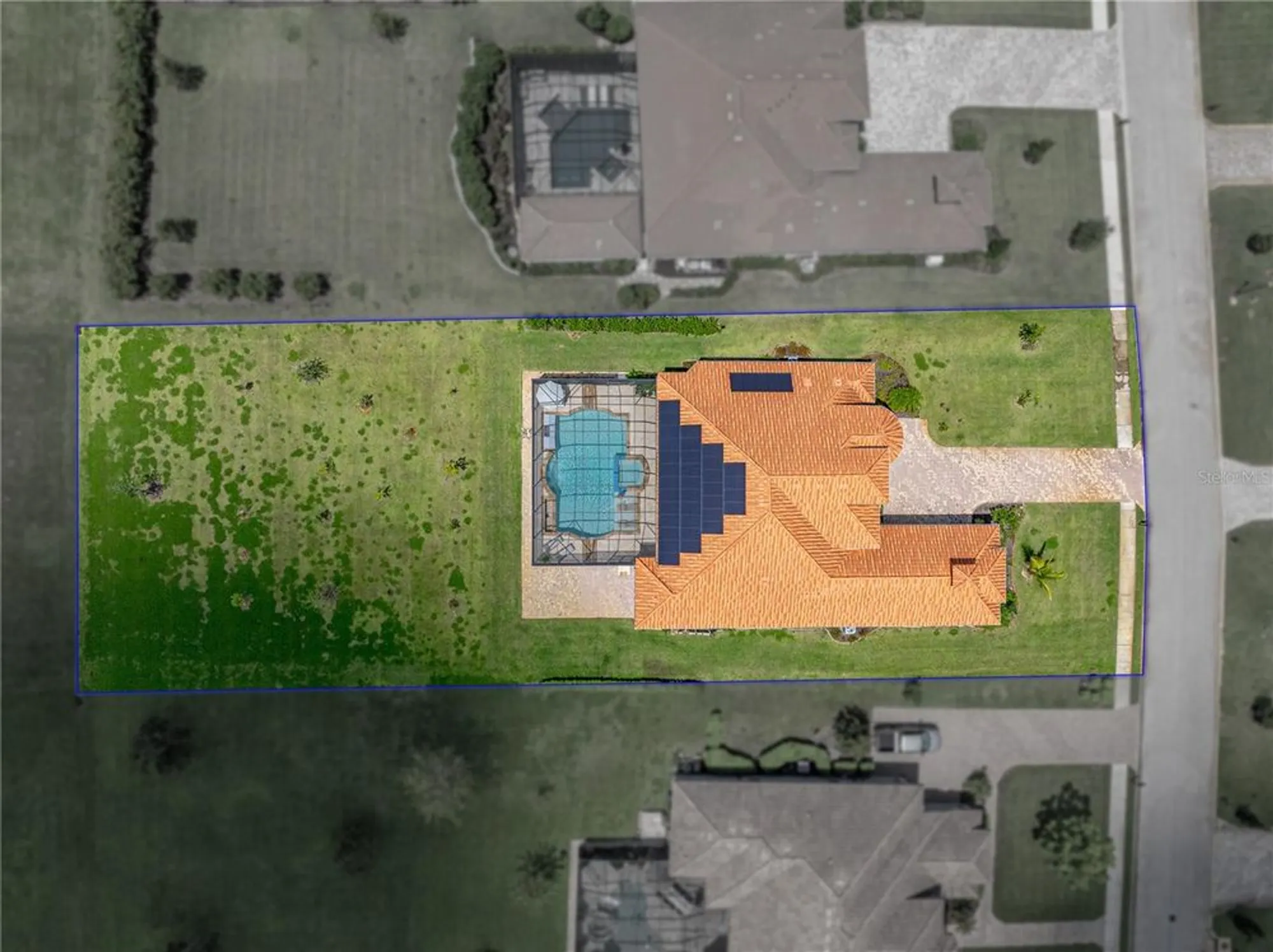 Property Slideshow image 12 of 100 | 13753 carryback dr, Dade City, FL, 33525