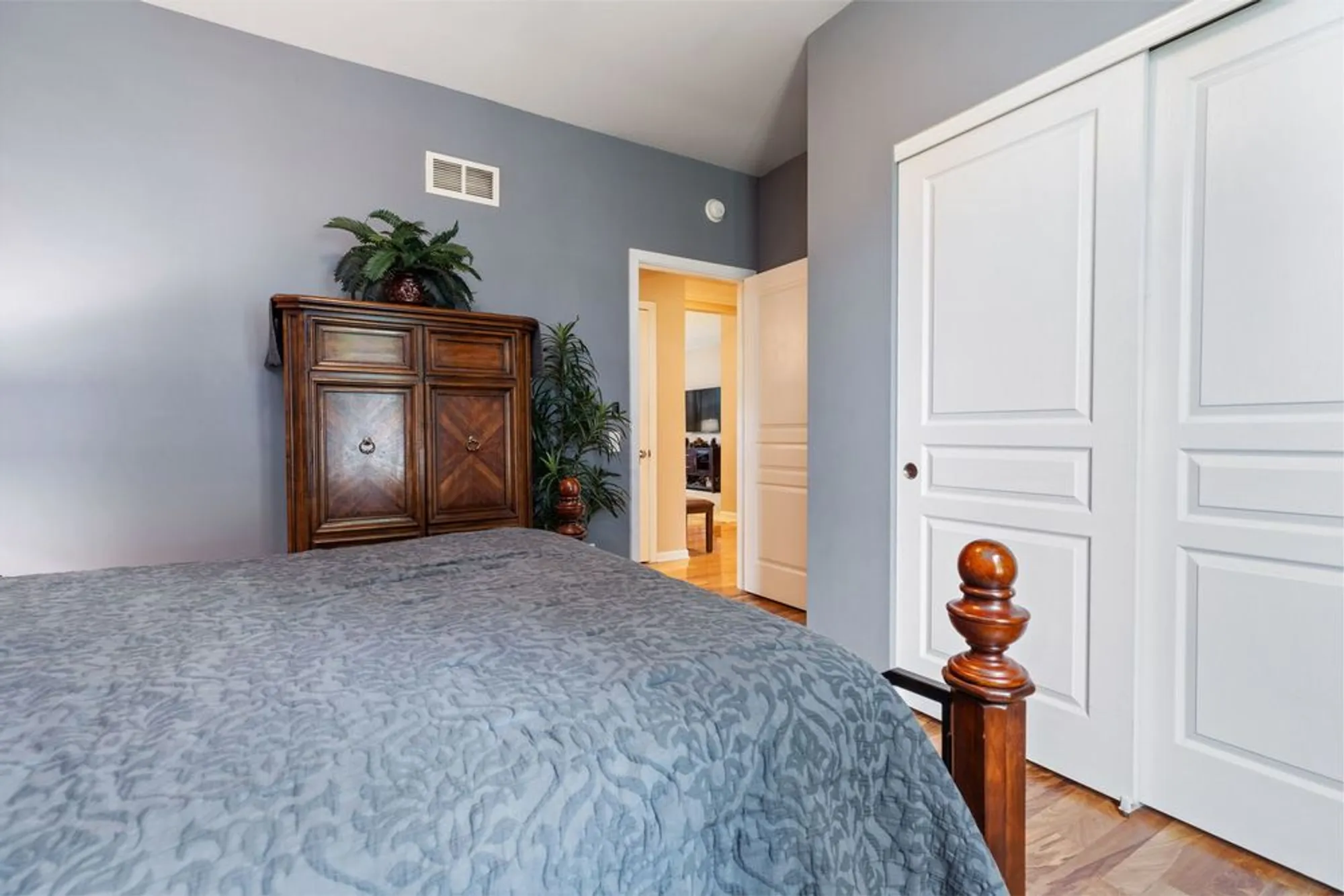 Property Slideshow image 22 of 38 | 110 national ct, Shorewood, IL, 60404