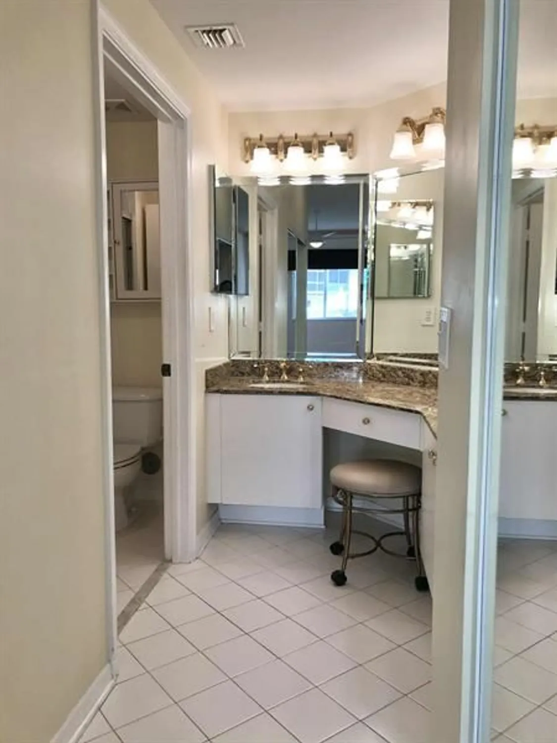 Property Slideshow image 30 of 45 | 7647 southampton ter 110, Tamarac, FL, 33321