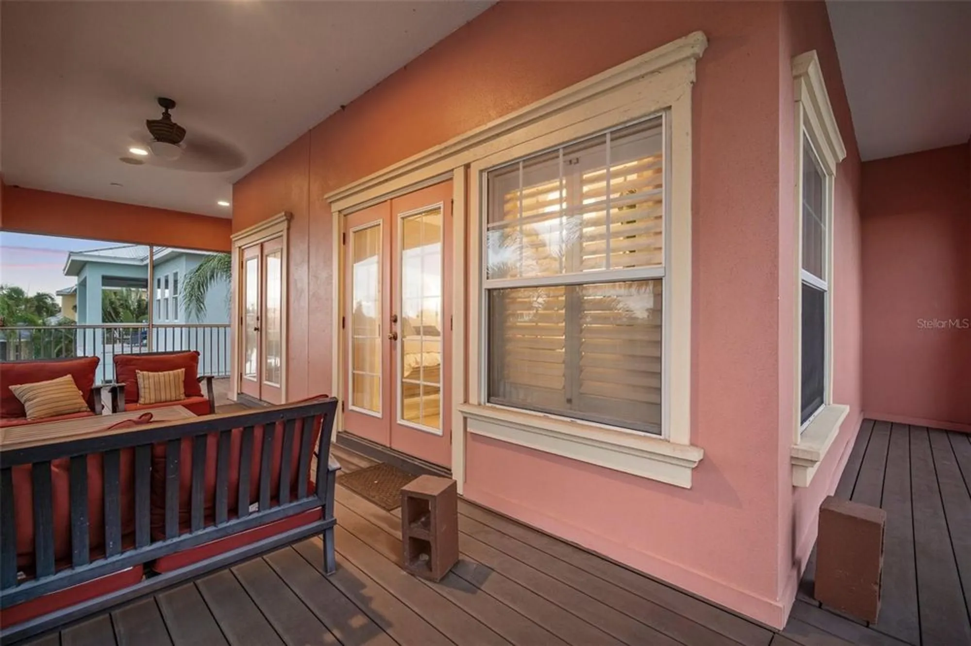 Property Slideshow image 59 of 94 | 825 islebay dr, Apollo Beach, FL, 33572